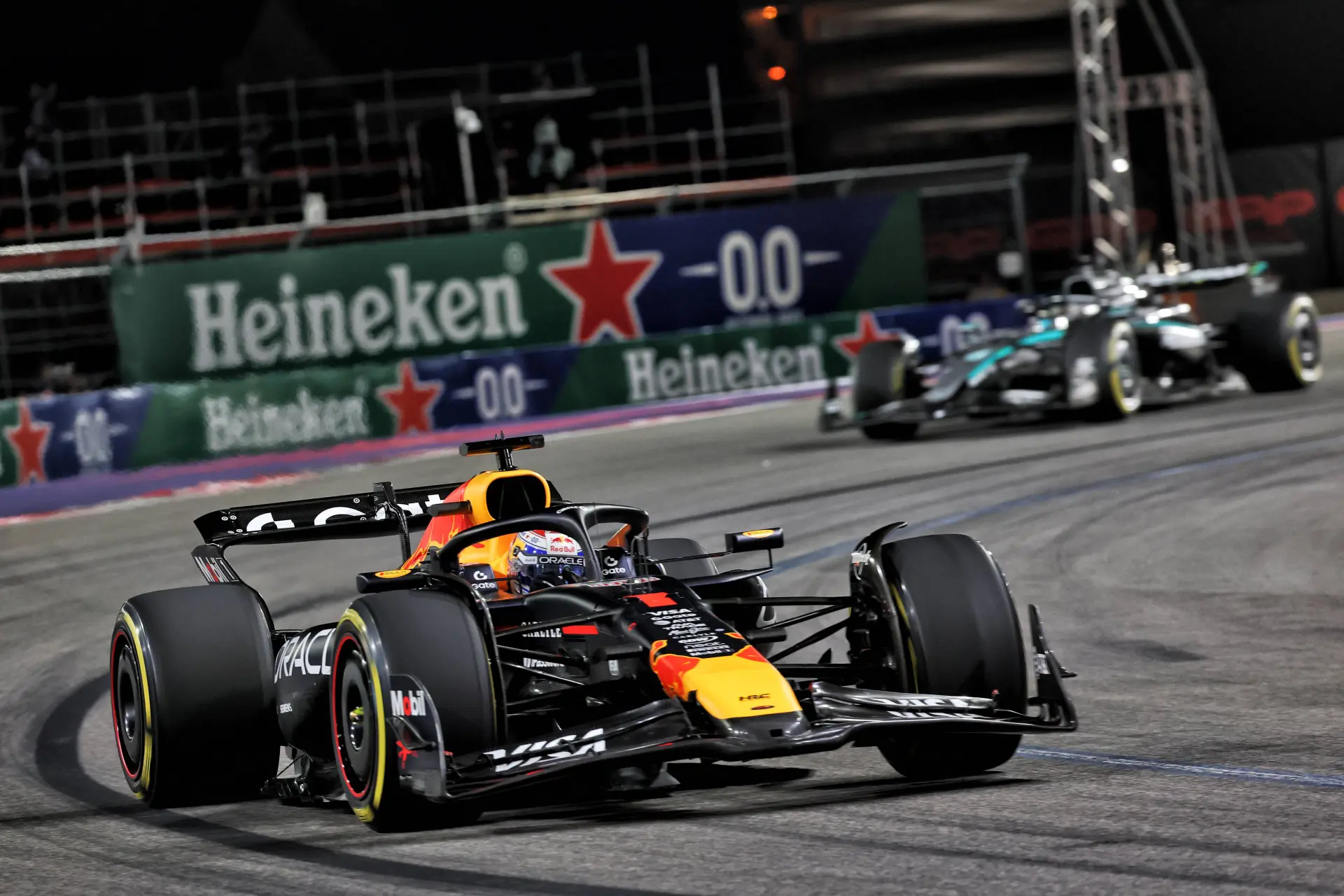Verstappen takes the jackpot in Vegas and rekindles title hopes