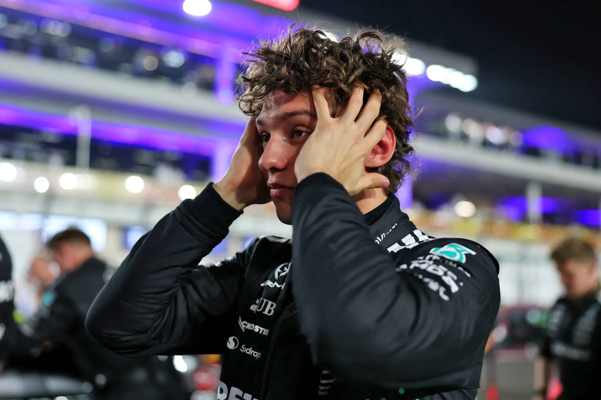Antonelli 'jaloers' op Russell bij Mercedes na sommige F1-sessies