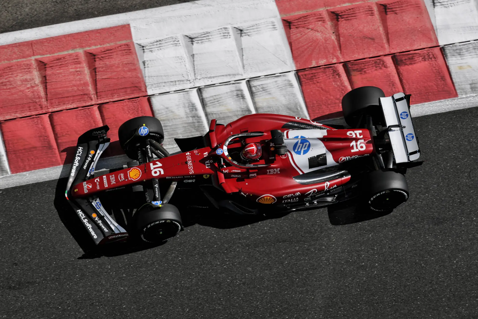 Red Bull en Mercedes geteisterd door problemen, Leclerc flink sneller dan Norris in Bahrein
