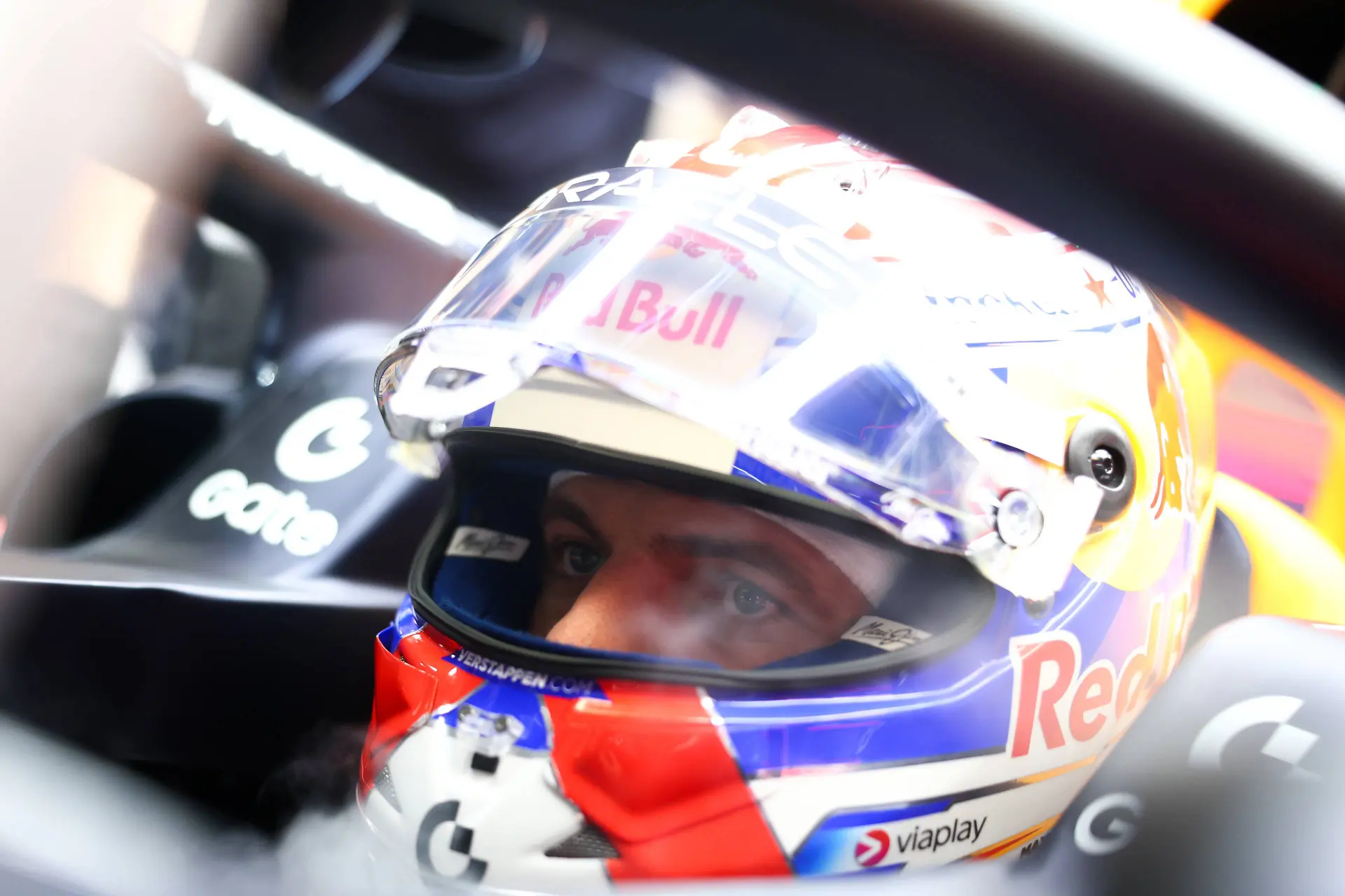 Verstappen snakt naar hulp van Russell: zo bezorgt Mercedes Max de wereldtitel