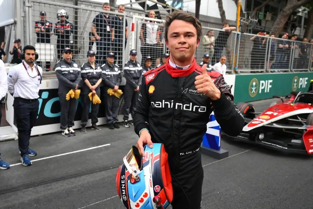 nyck de vries mahindra formula e