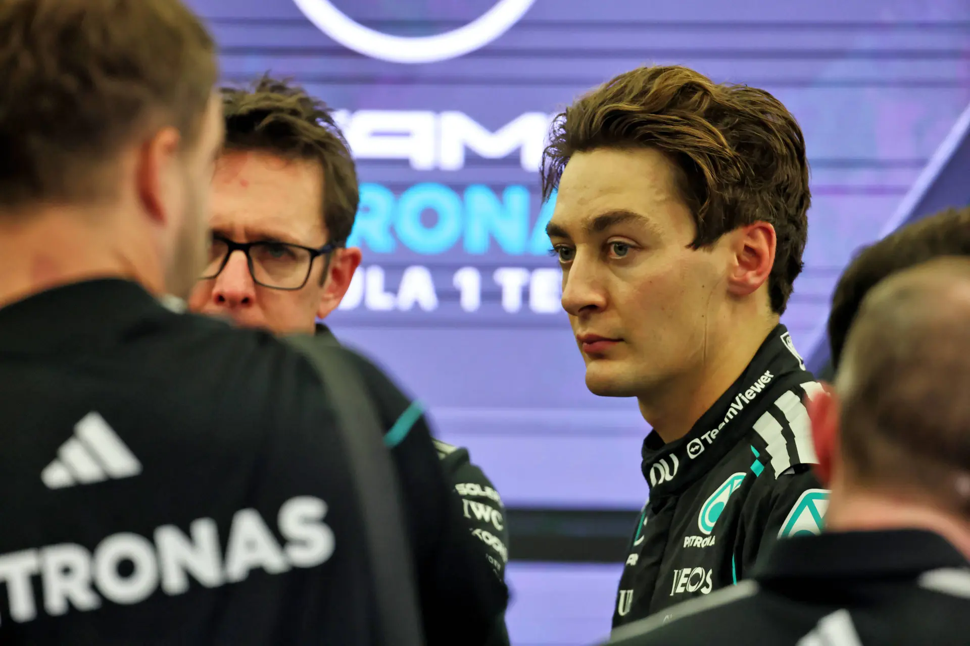 Mercedes ontkent favorietenrol Russell: 'Verstappen leek echt snel'