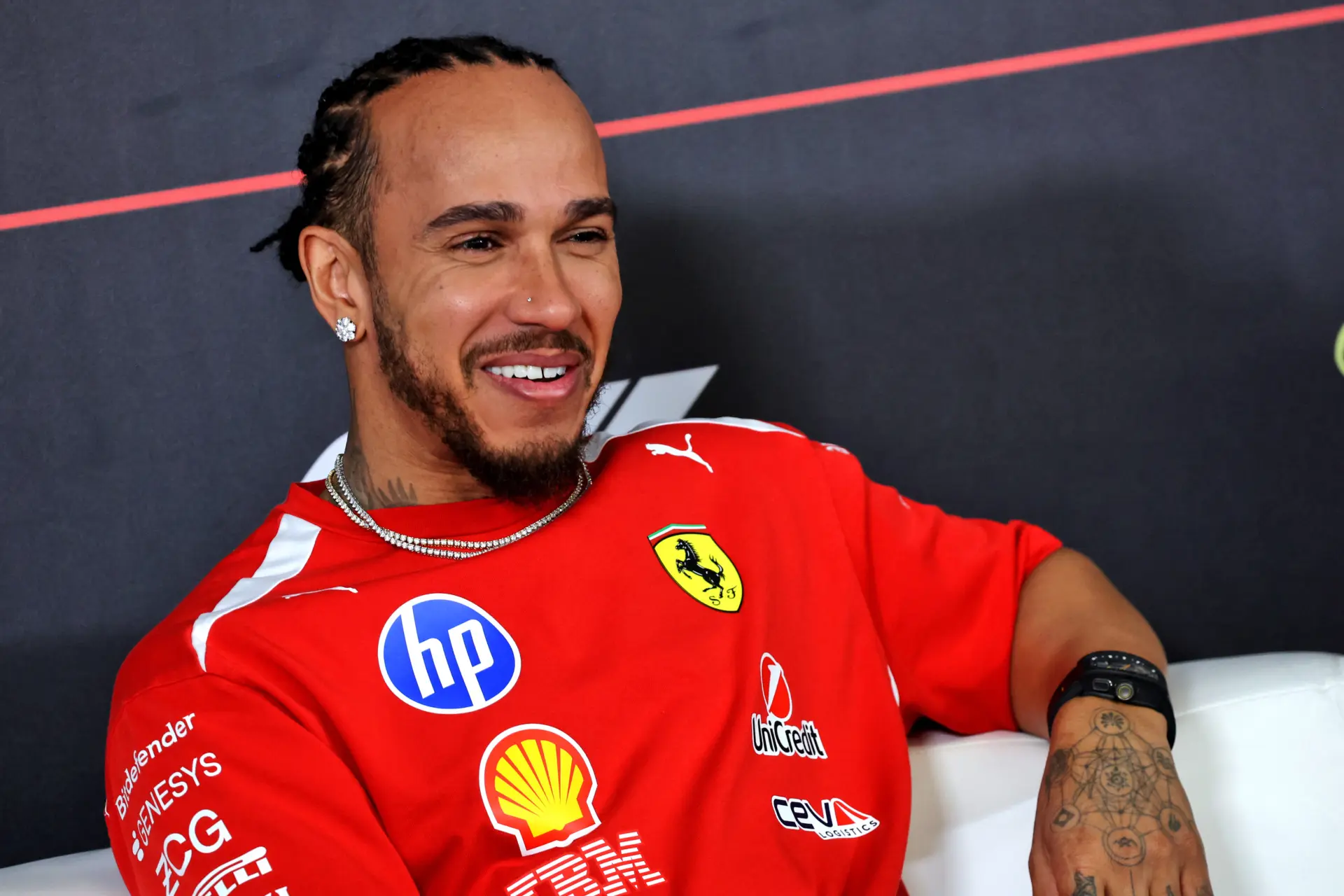 Lewis Hamilton introduces Melbourne fans to adopted cow named 'Max'
