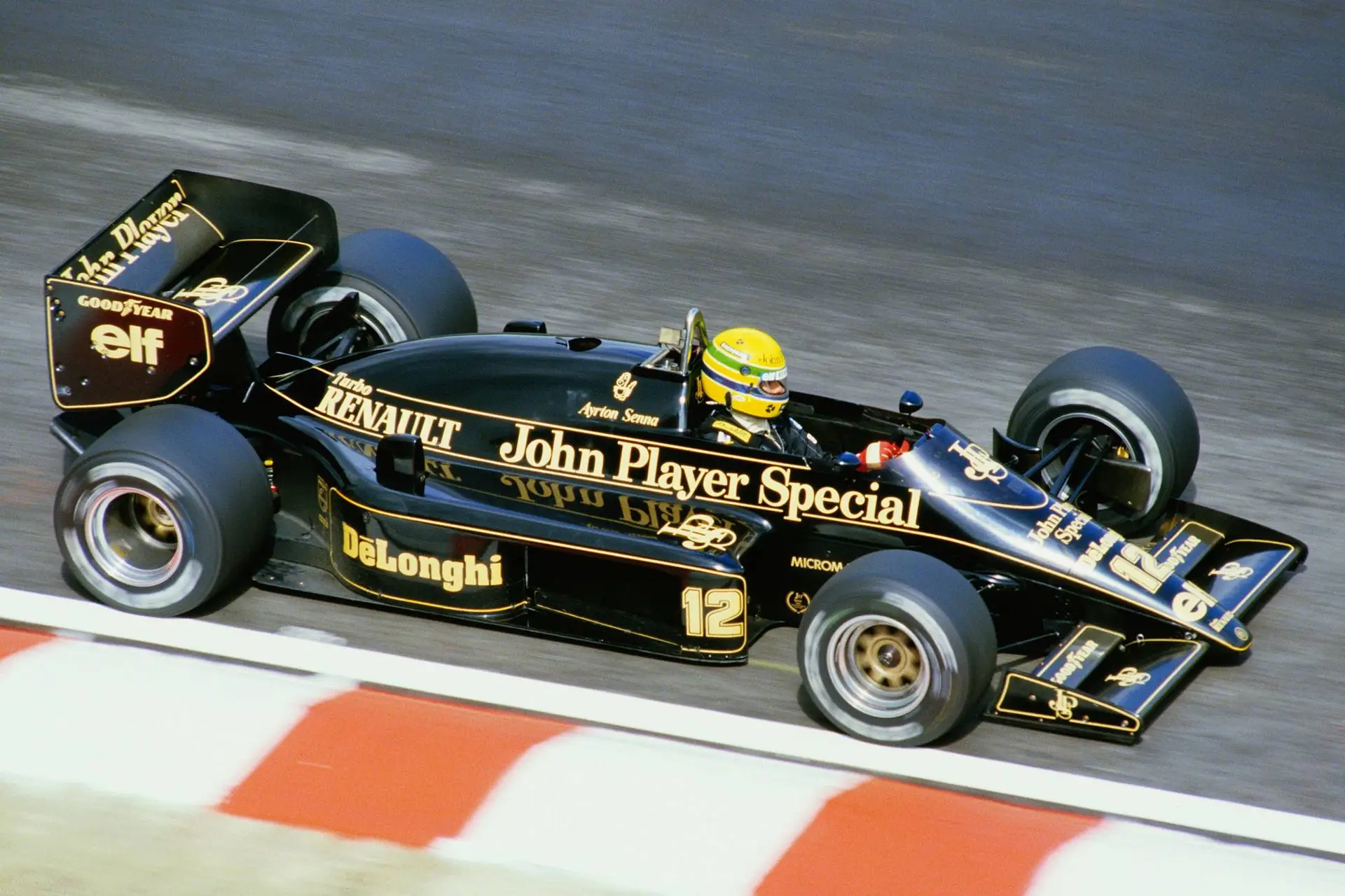 Lotus_98T_of_Ayrton_Senna,_1986