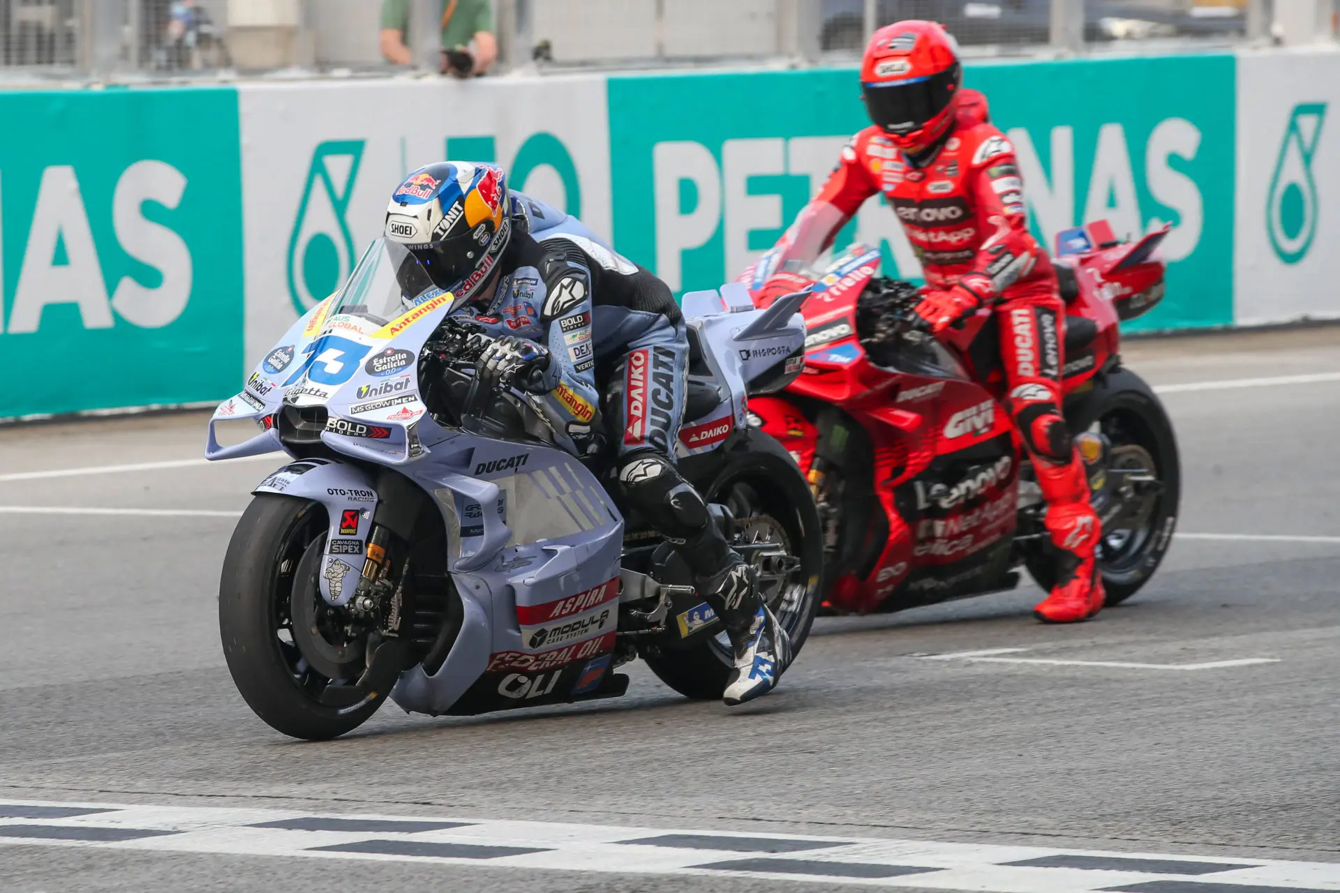 Marquez zet de toon in door Ducati gedomineerde MotoGP-test in Sepang