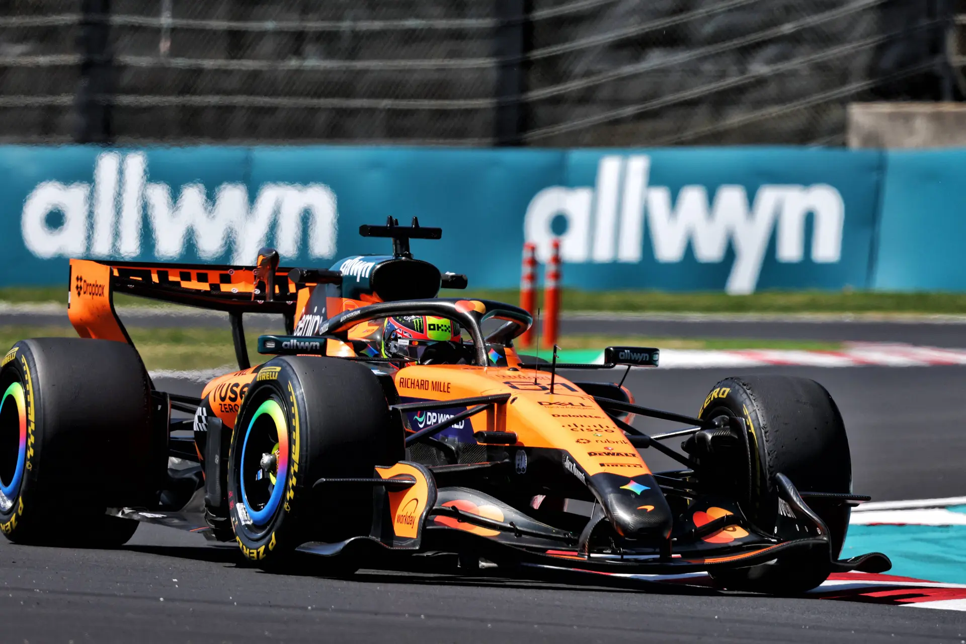 Antonelli on top in Japan, McLaren hit by early setback: Reactions!