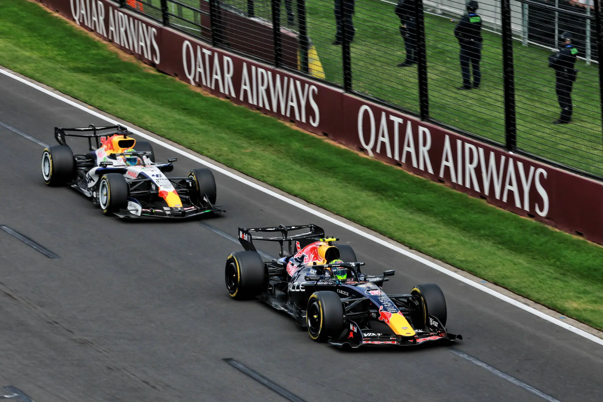 Hadjar brandt F1-regels net als Verstappen voor een groot deel af