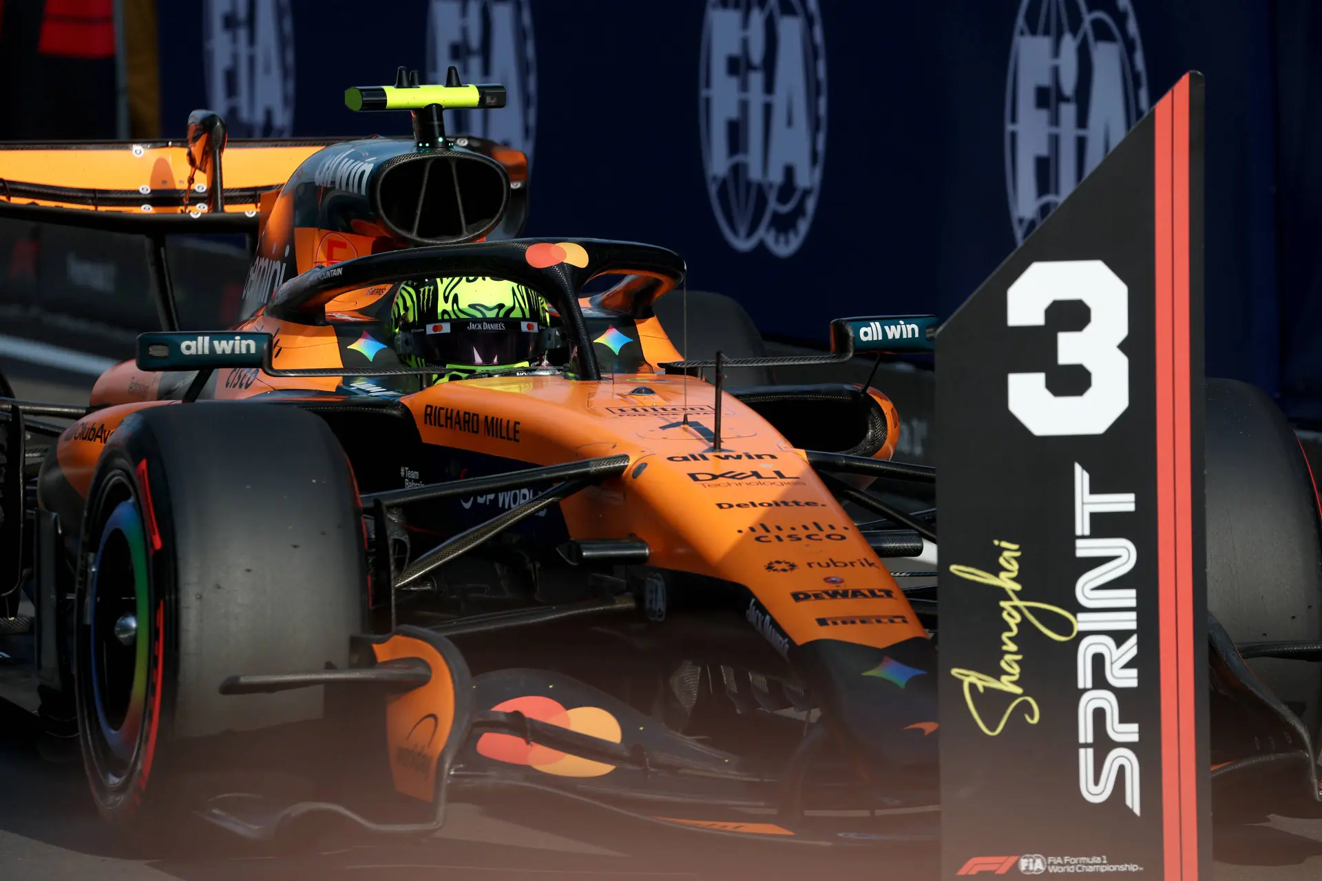 Norris verwacht een veel betere start van Mercedes in China