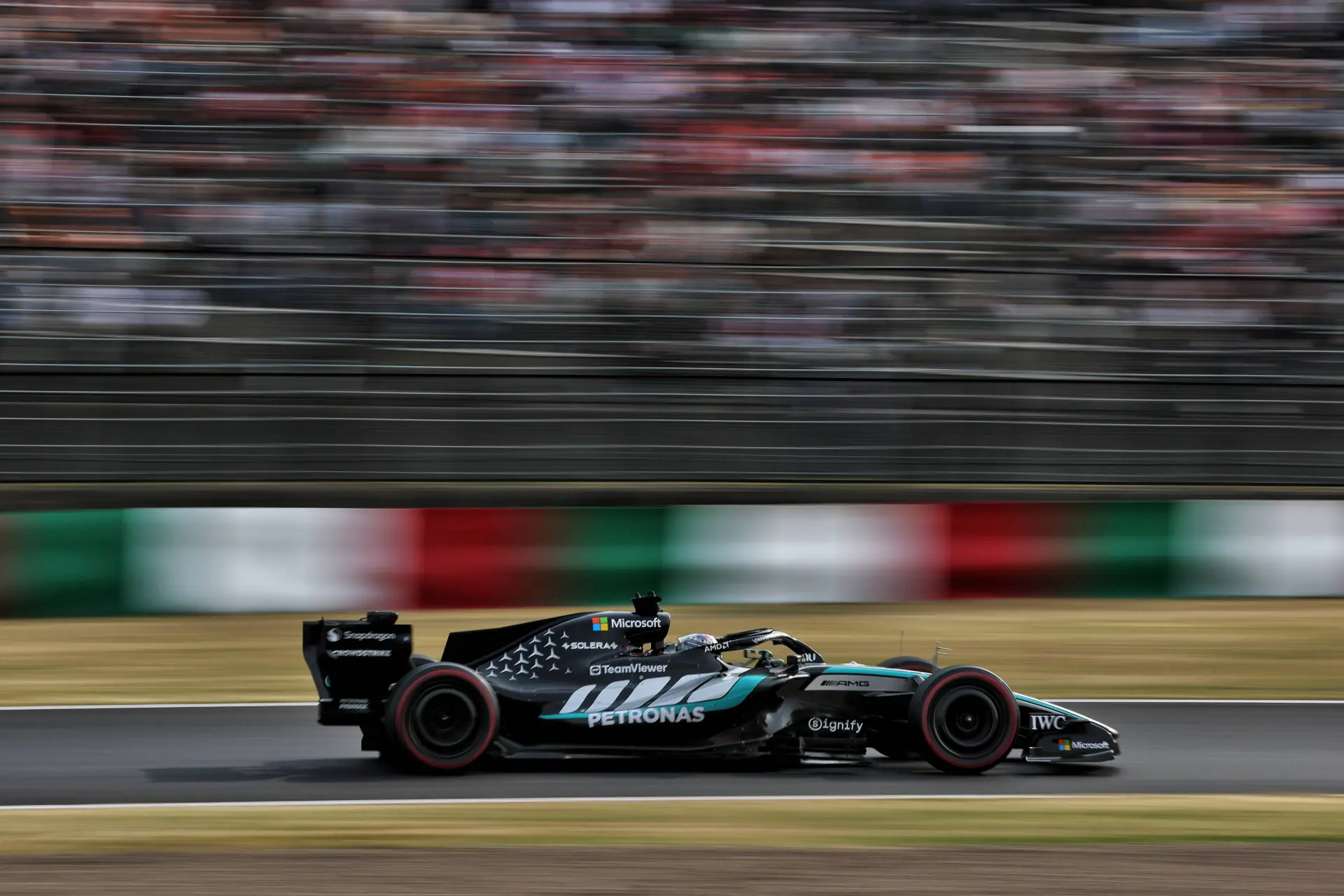 F1 LIVE | Antonelli wins after dramatic race in Suzuka: Follow the Japanese GP reaction here!