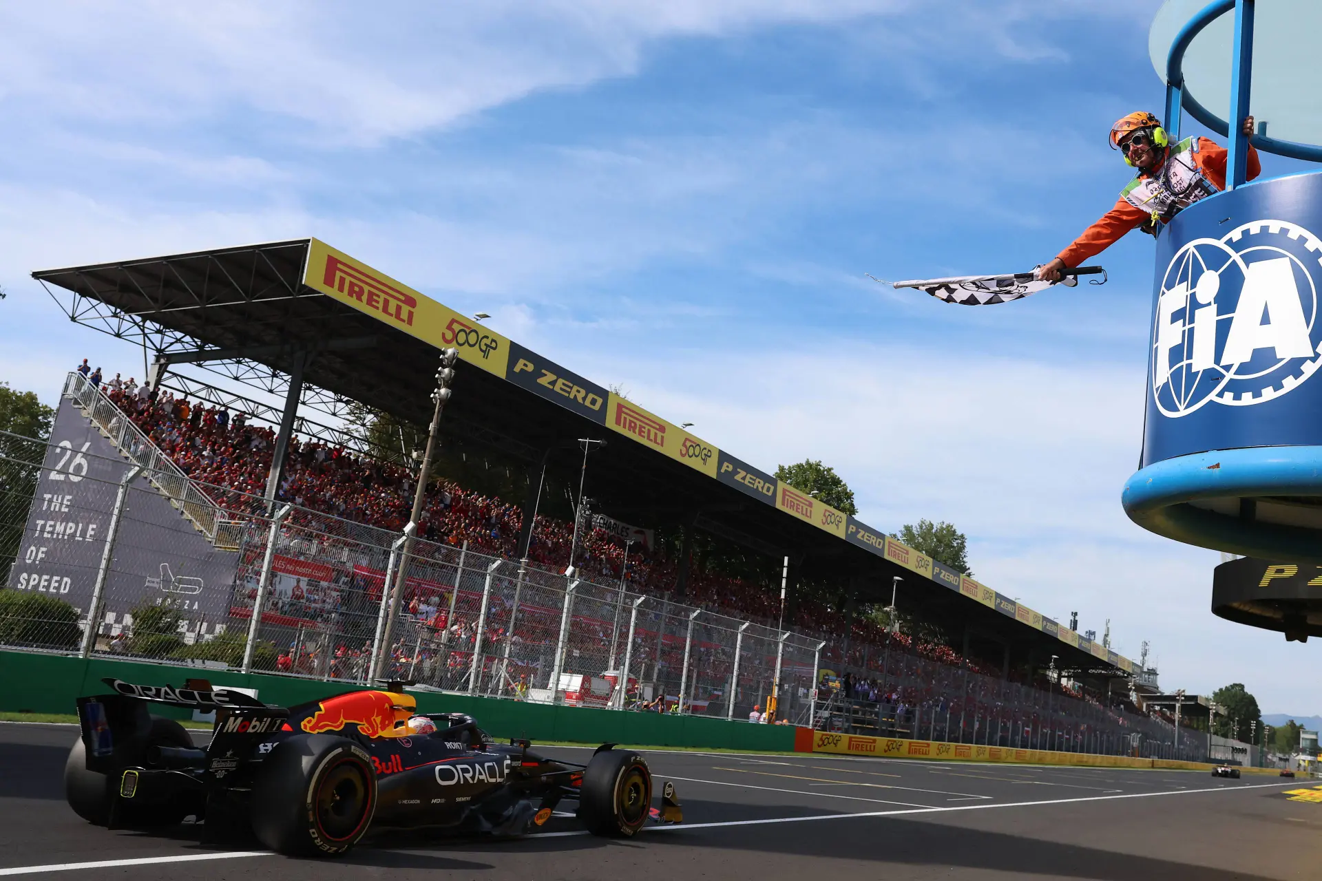 Dit betekenen alle F1-vlaggen: zo weet je exact wat er speelt op de baan