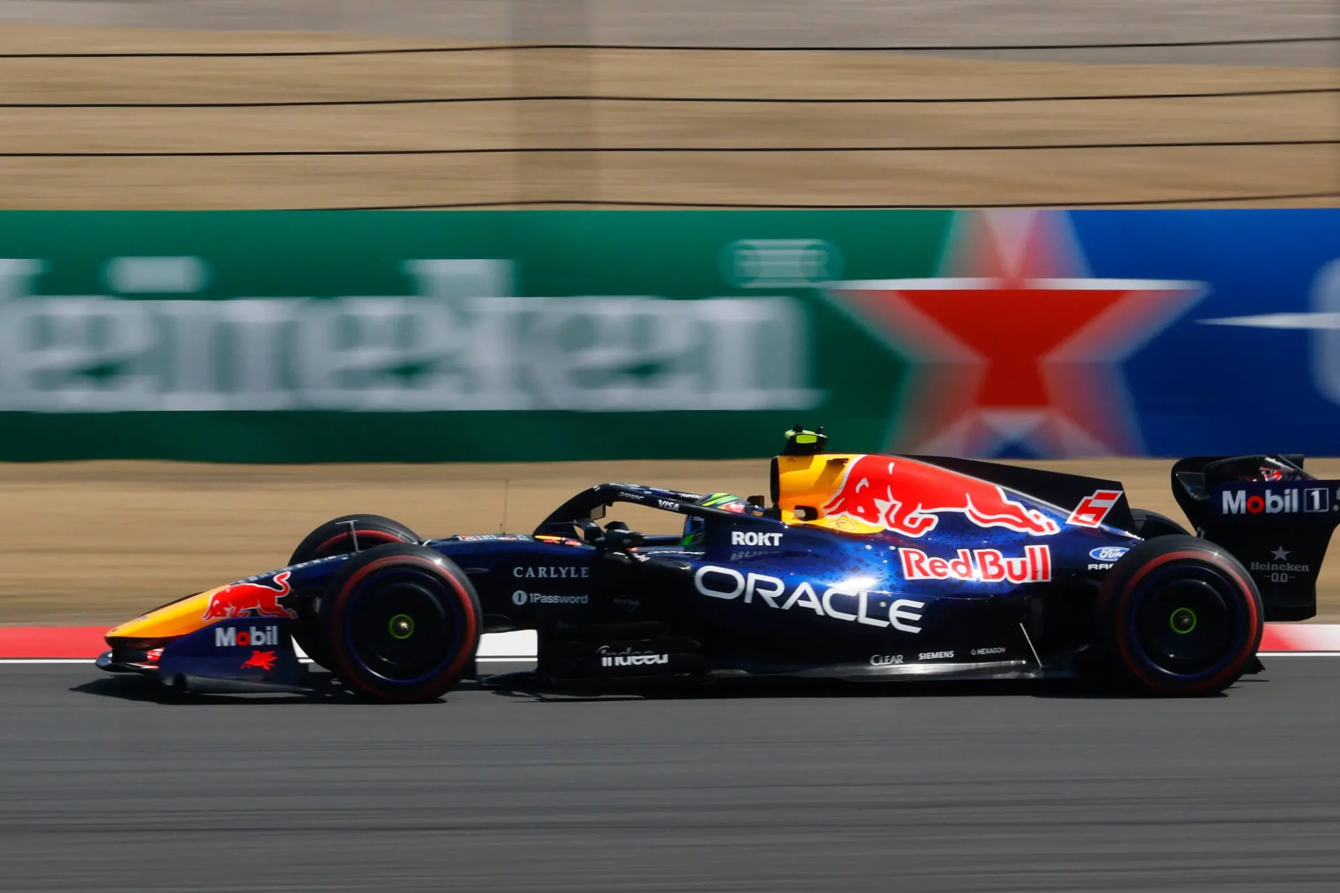 Red Bull Racing ontsnapt aan straf tijdens Grand Prix-weekend in China