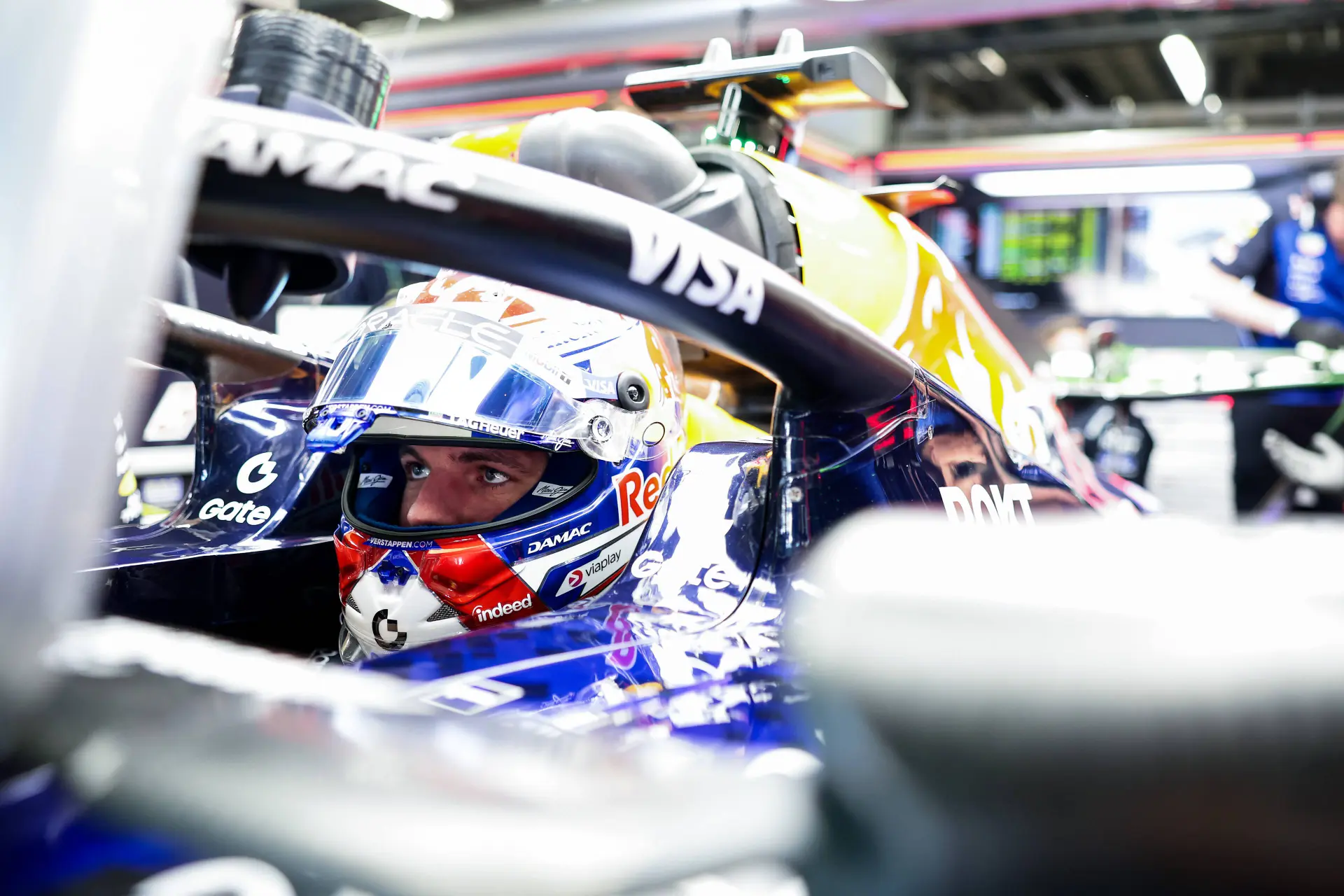 Start Grand Prix Japan uitgesteld door megacrash: Verstappen later in actie