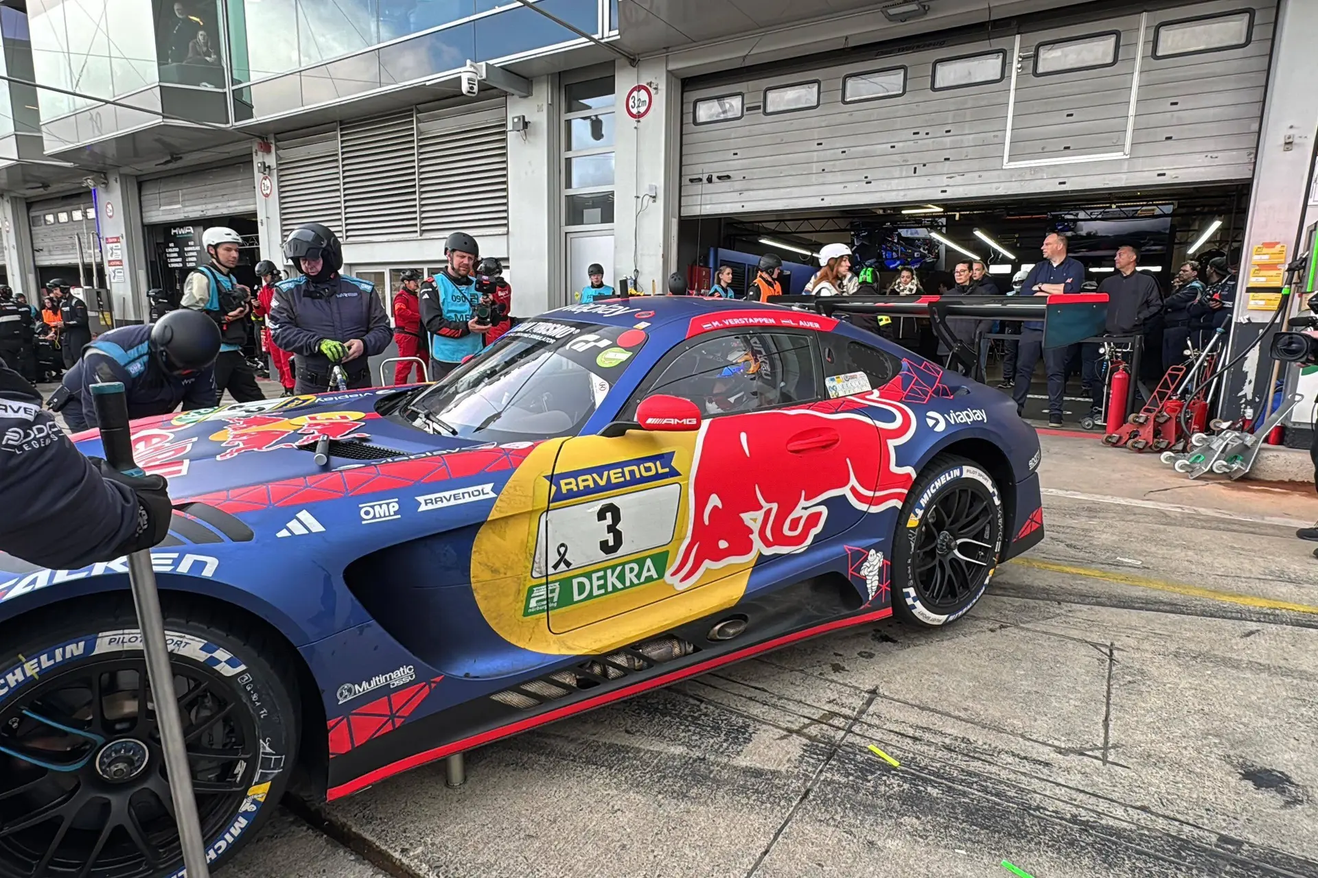 Verstappen drops out of top 20 in Qualifying Race 2 amid tricky conditions