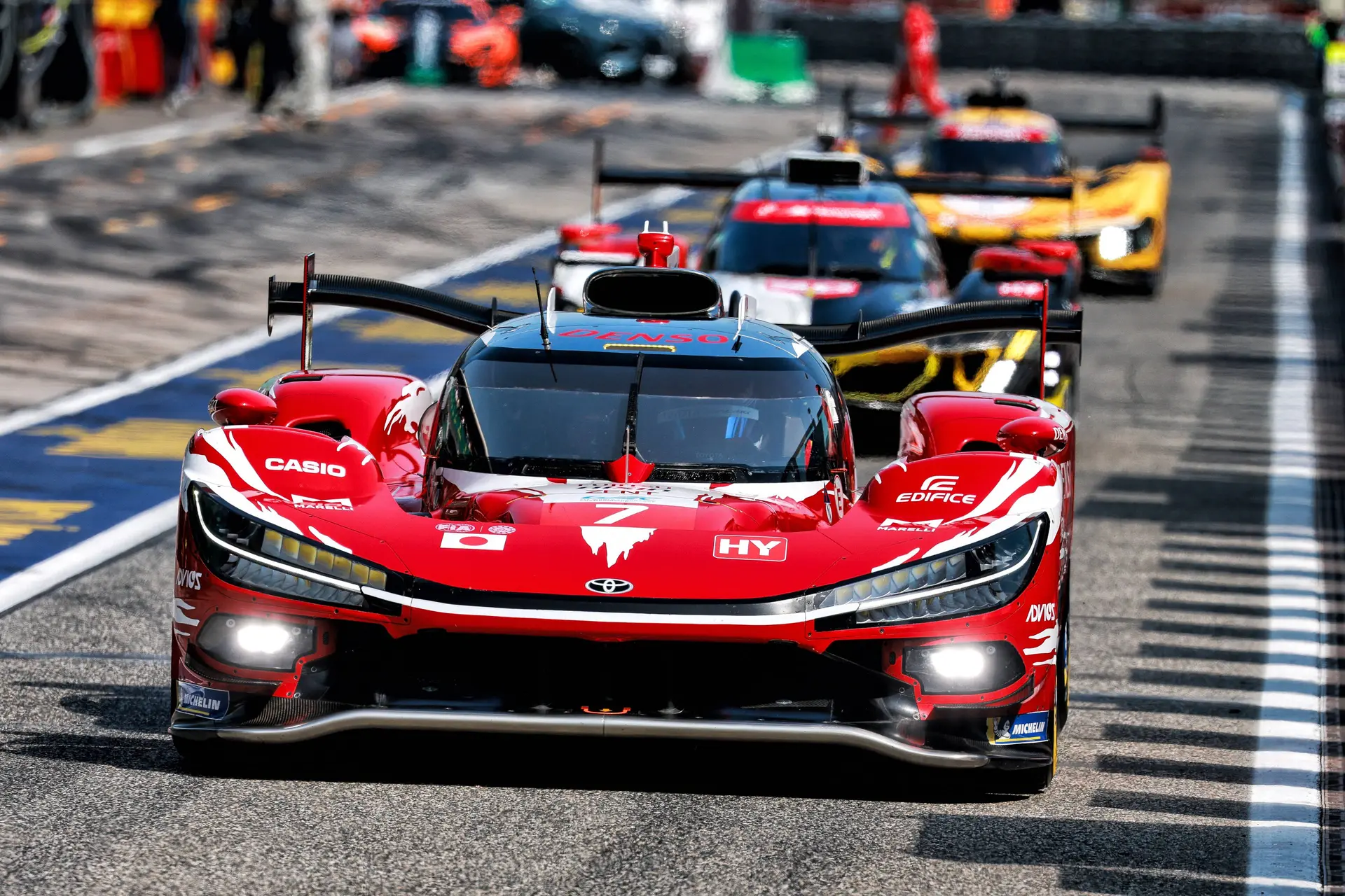 Regendans in WEC? De Vries en Frijns hopen op een natte endurance race