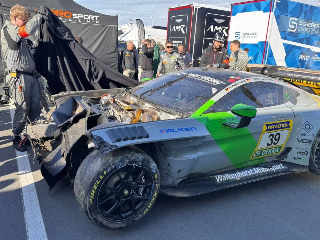 Long early red flag disrupts Verstappen team at Nurburgring Qualifiers