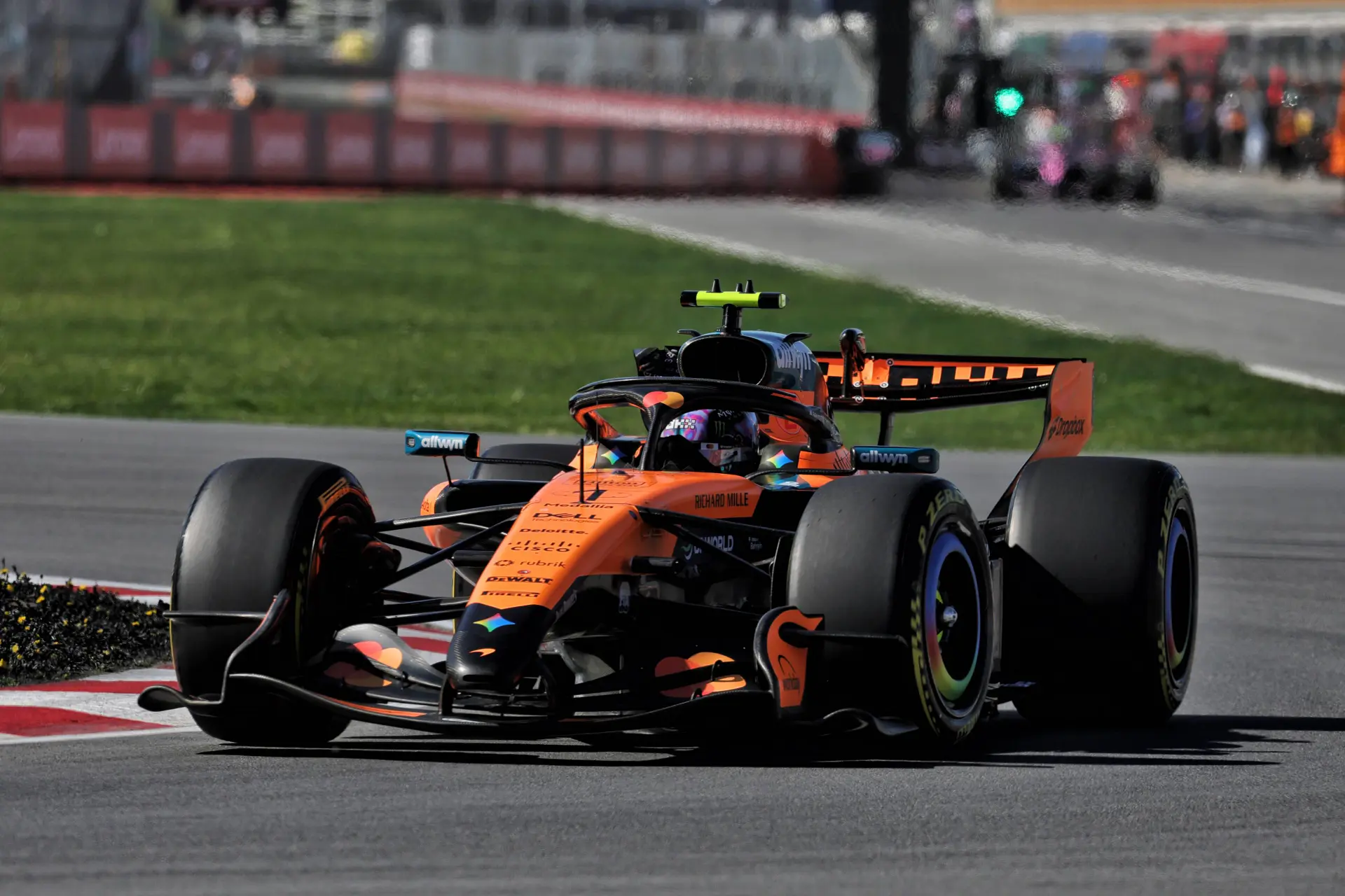 Norris snatches lead with lightning start after double aborted Canadian GP start