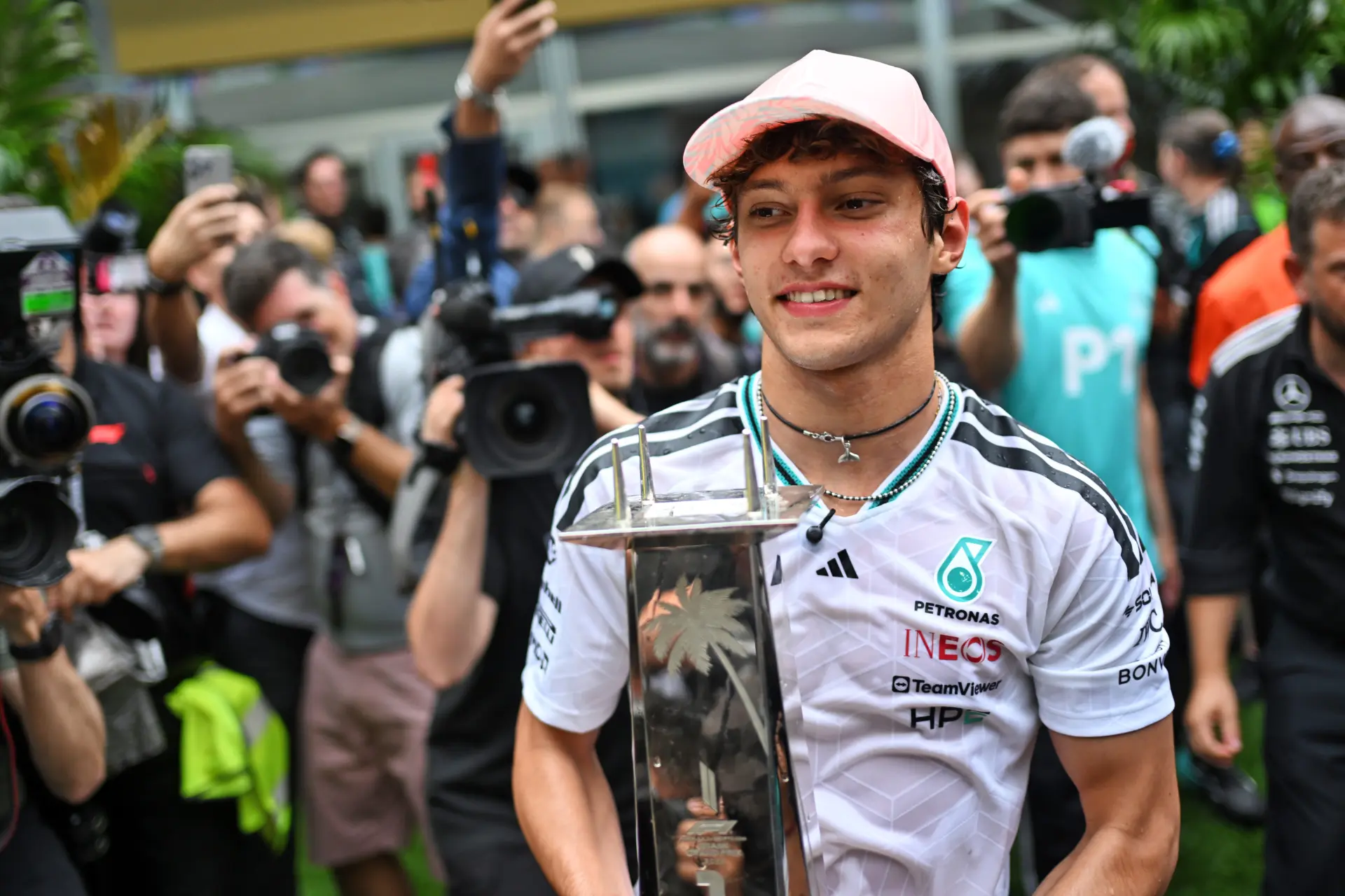 International media sees Antonelli leave Russell 'bewildered' in Miami