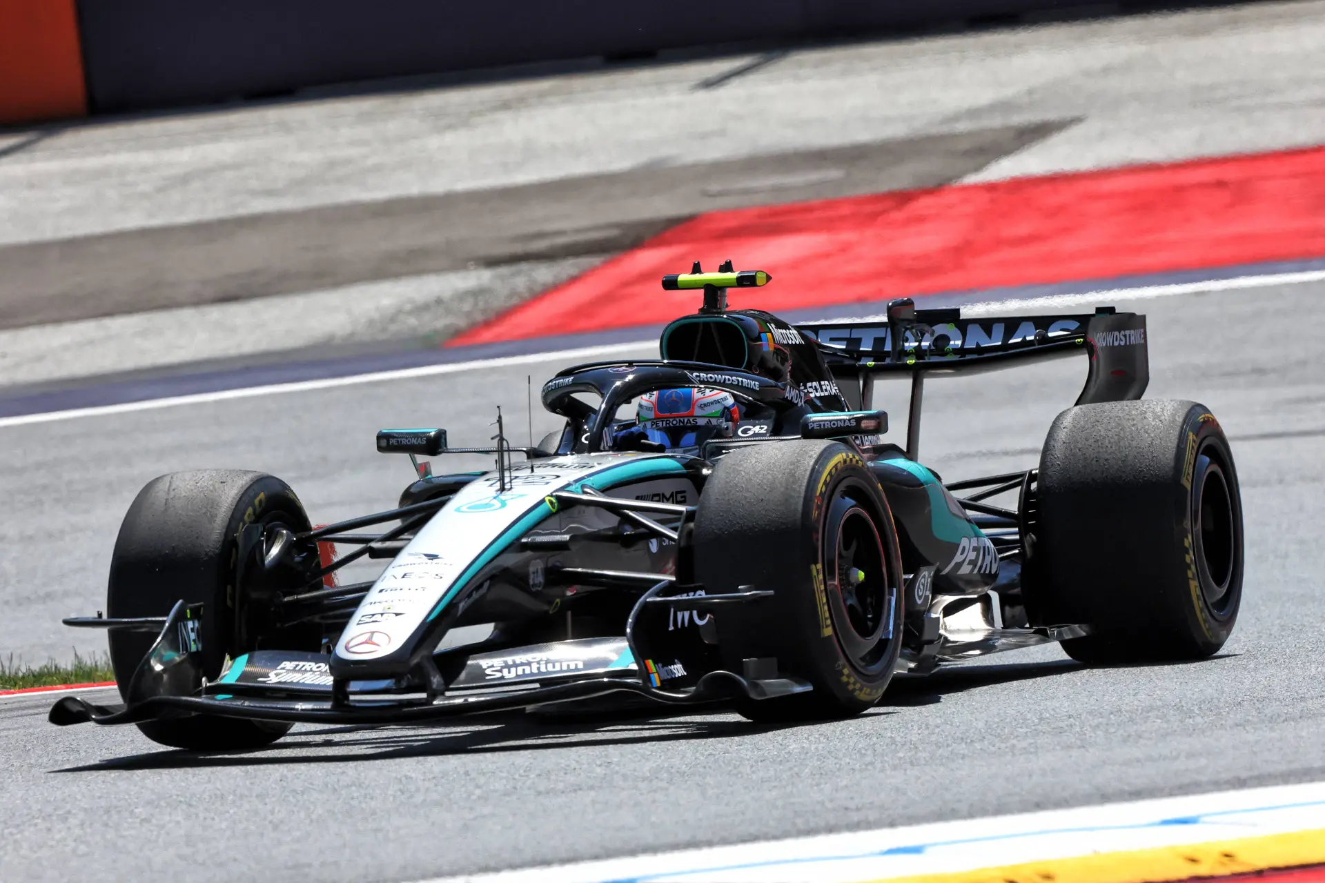 Antonelli tops FP2 in Austria to sends strong message to under pressure teammate Russell