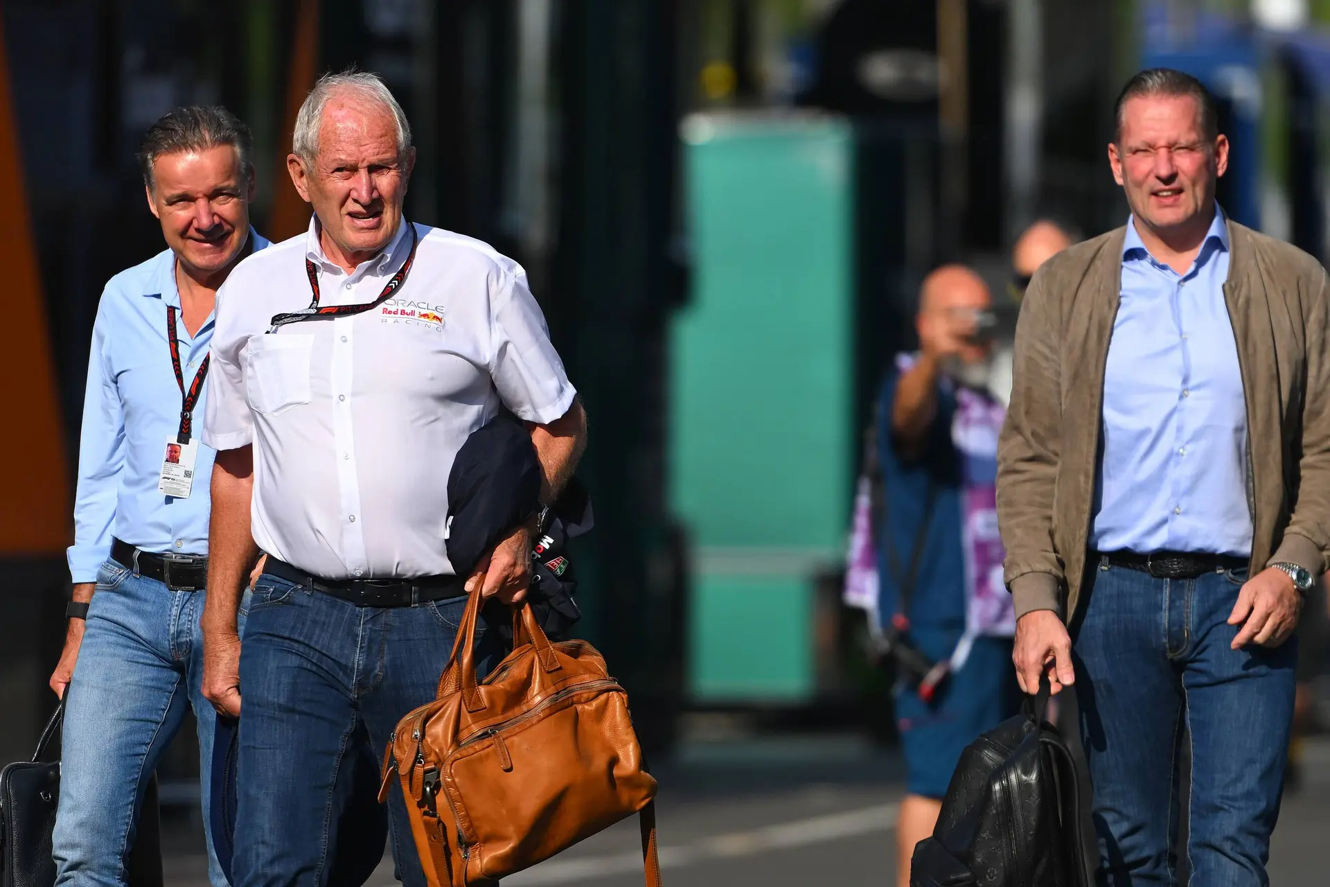 Opvallend detail gespot bij ‘geheime’ meeting Verstappen en Marko