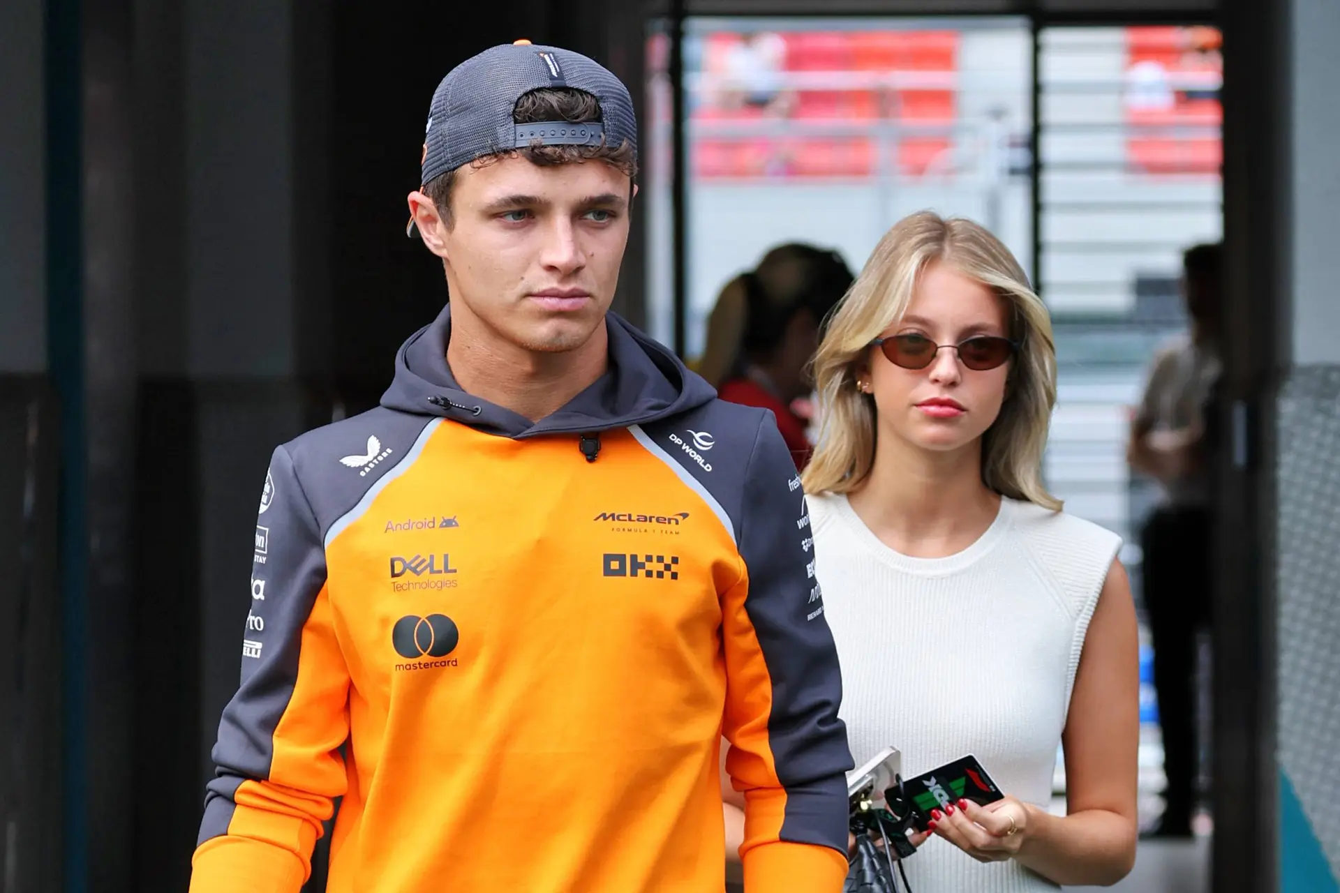 Norris sprints away from paparazzi after being spotted with new flame