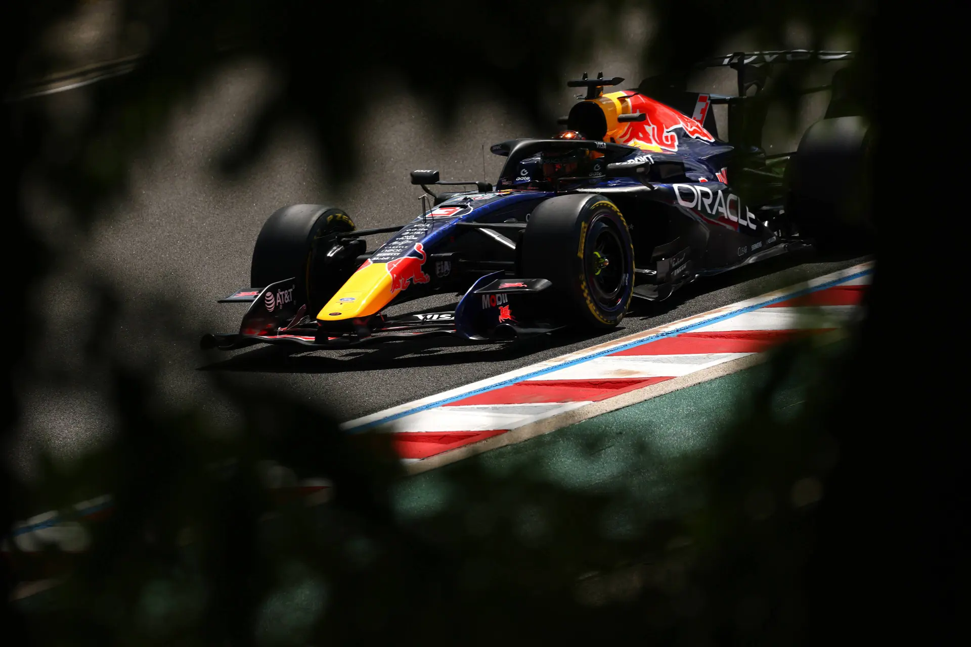 max-verstappen-hongarije-vrijdag-2026