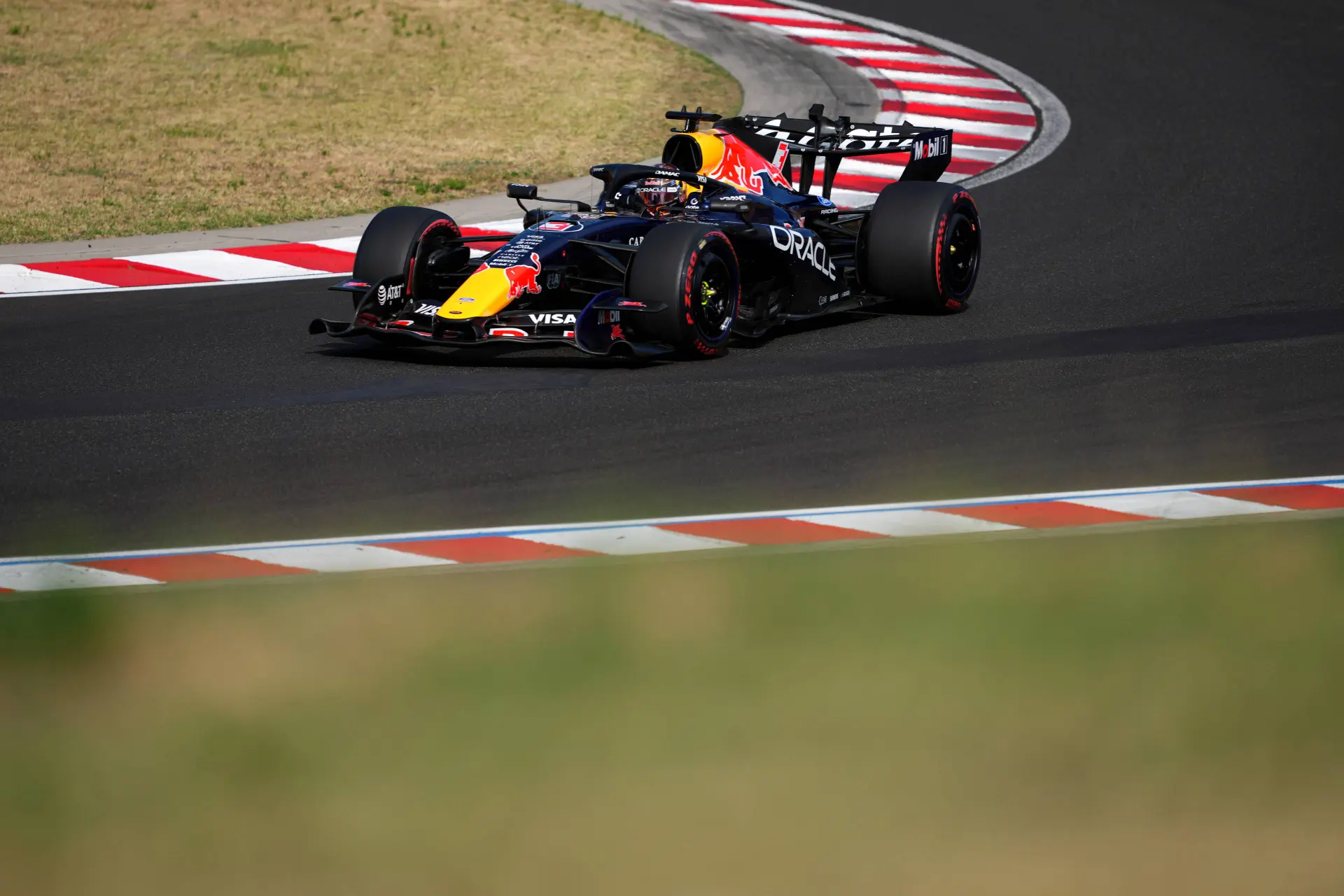max-verstappen-hongarije-zondag-2026