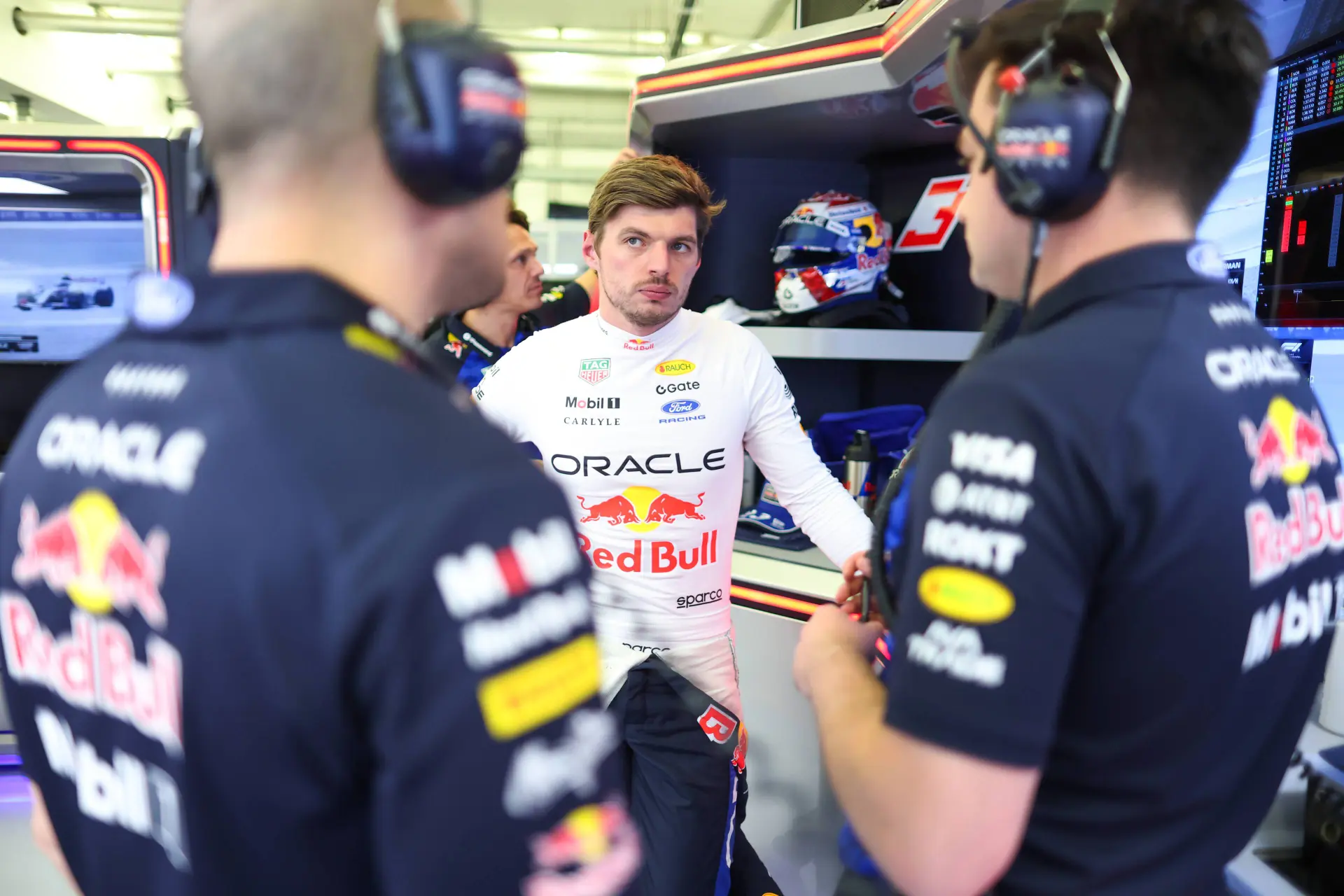 Verstappen doorbreekt stilte na Silverstone en weken vol McLaren-transfergeruchten