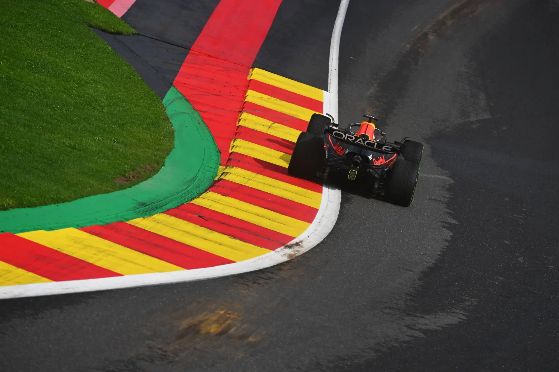 Verstappen wacht natte uitdaging op Spa: Flinke kans op regen