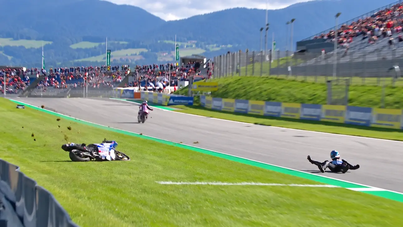 alex-marquez-crash-oostenrijk