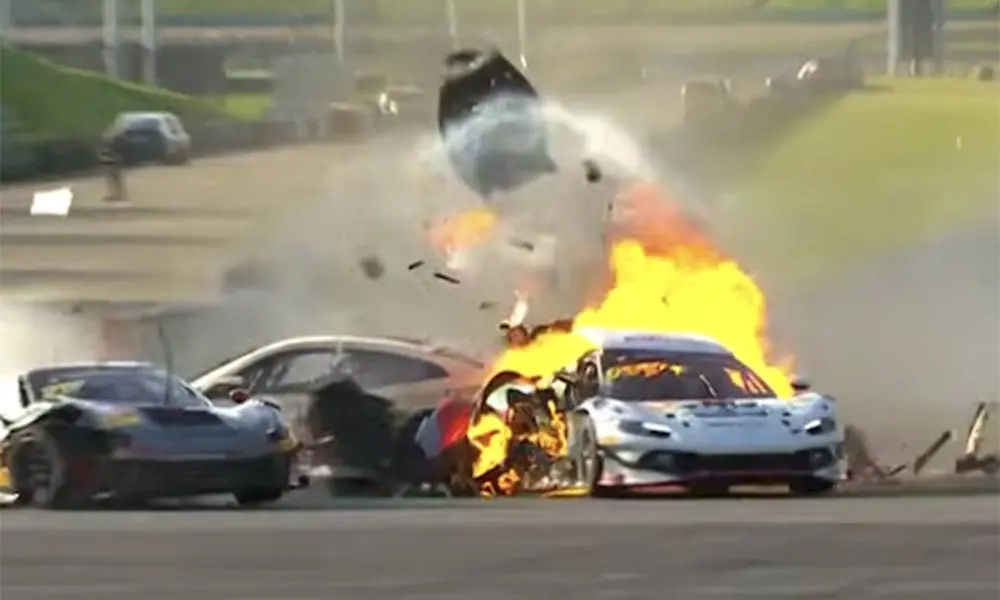 china-gt-crash