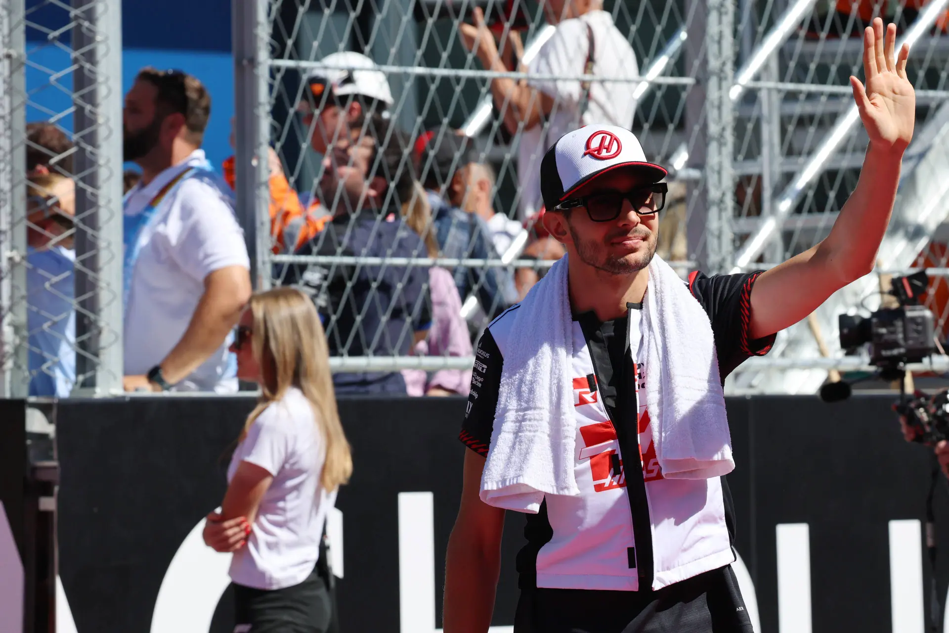 esteban-ocon-doei