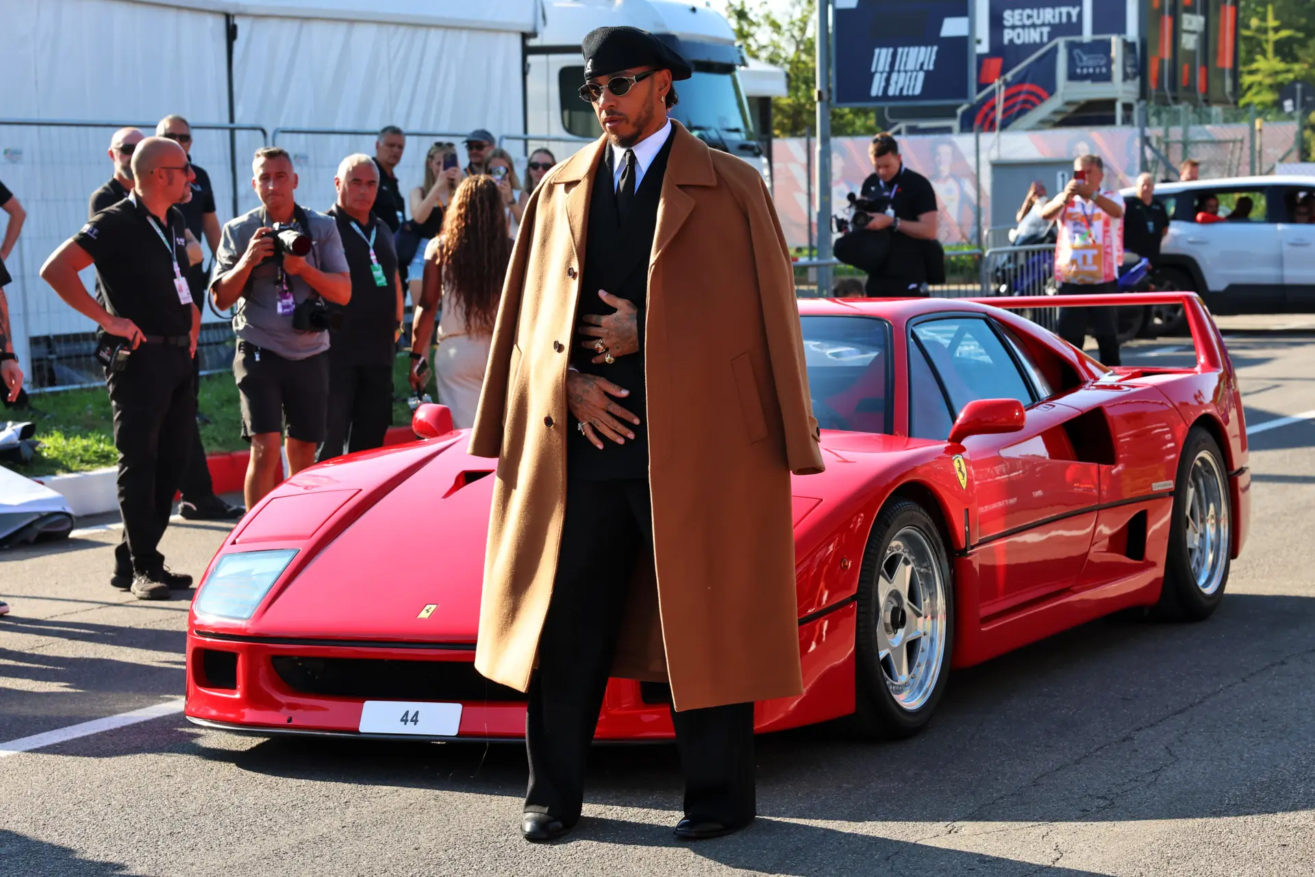 hamilton-monza-arrival