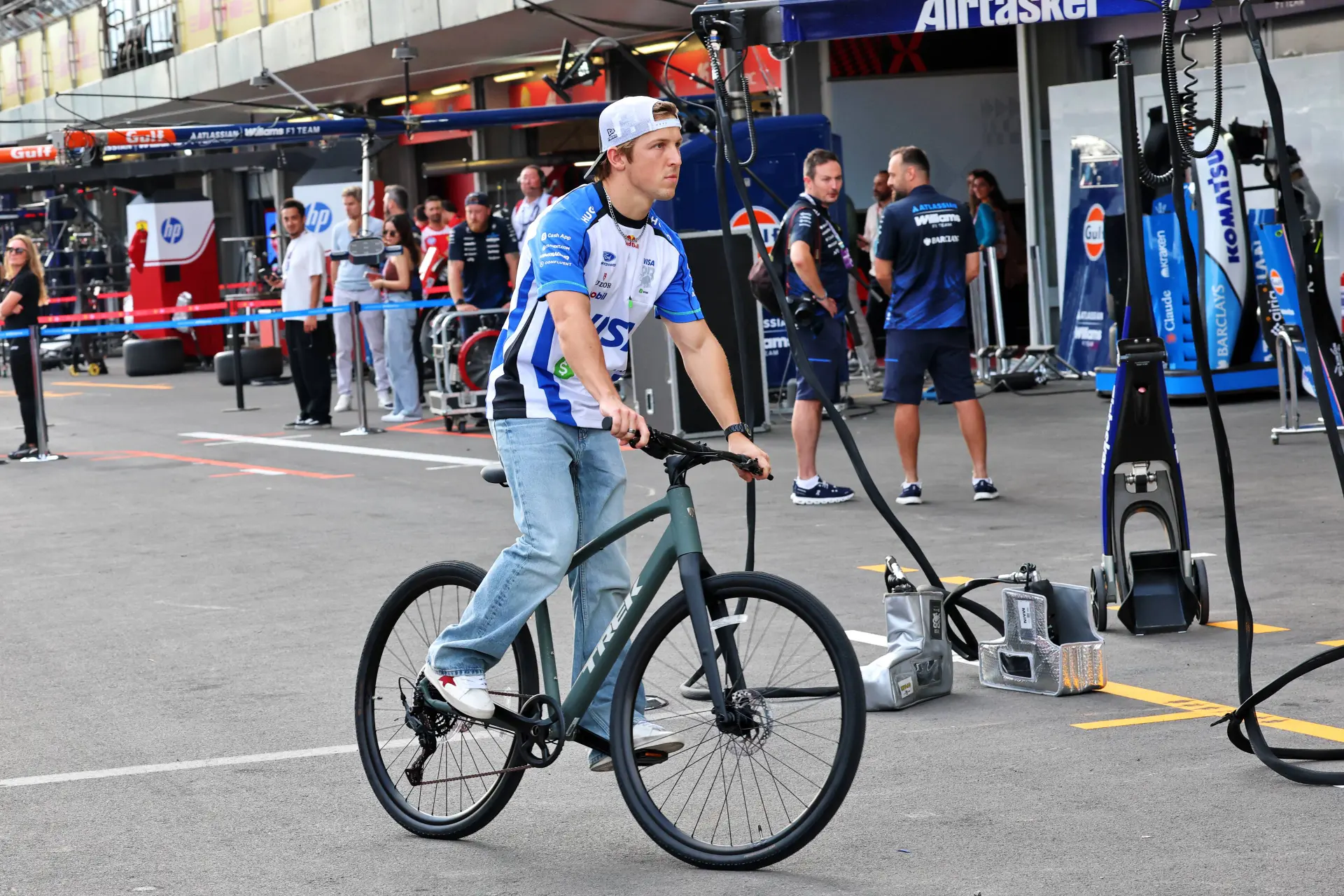 liam-lawson-baku-2026