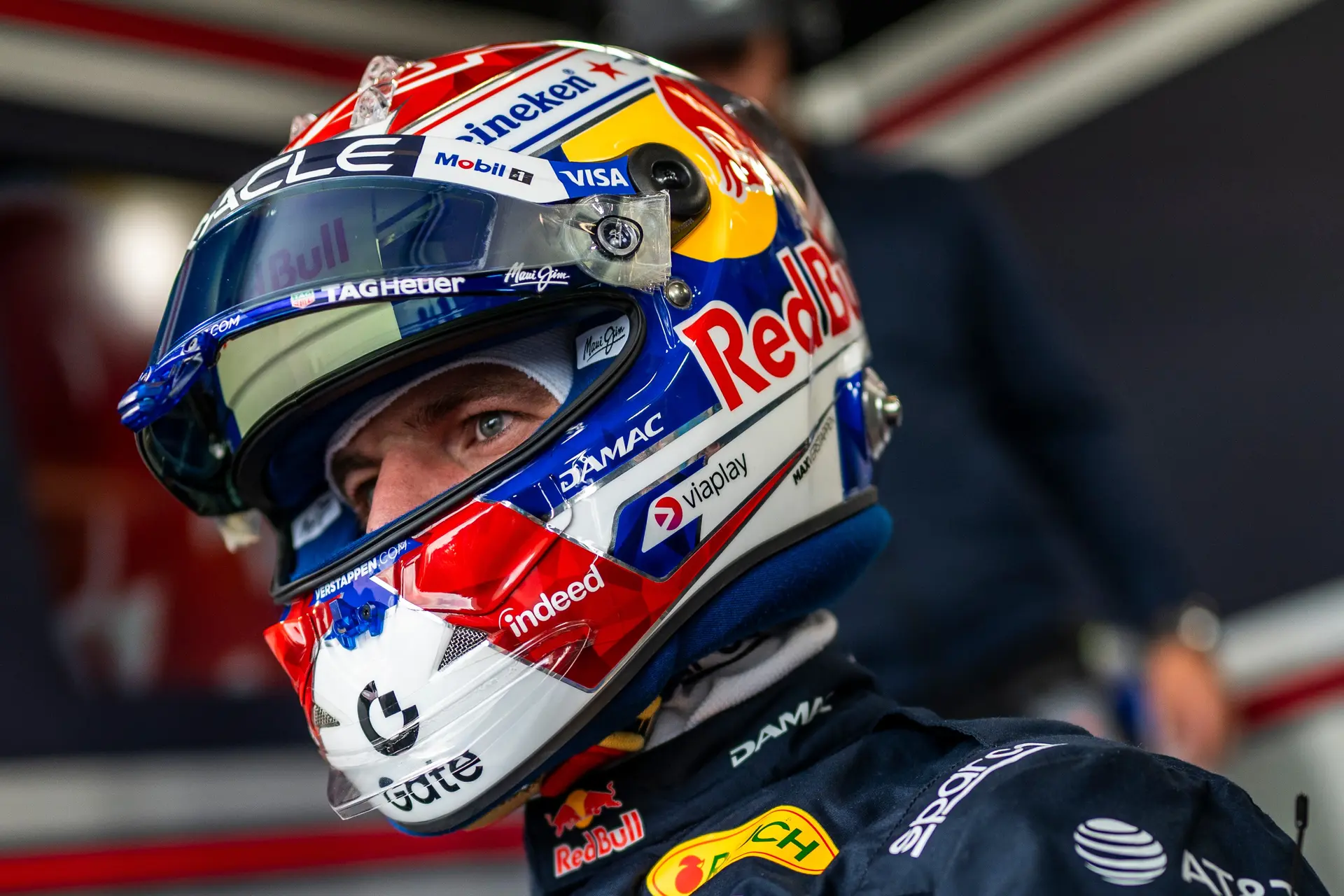 max-helmet