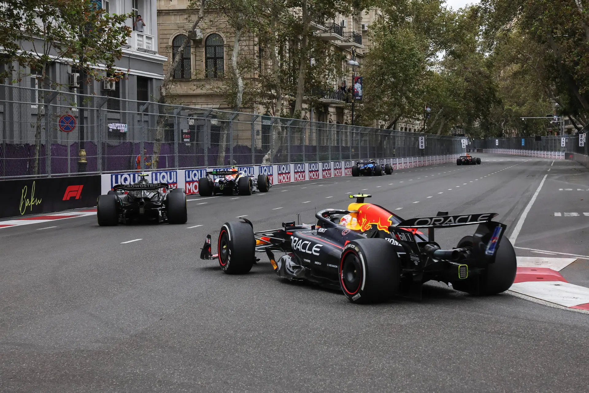 max-verstappen-red-bull-baku