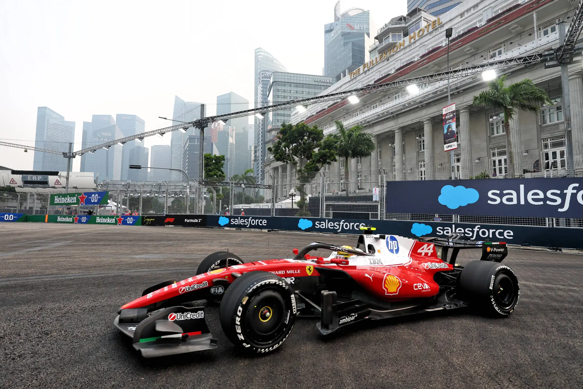lewis-hamilton-singapore