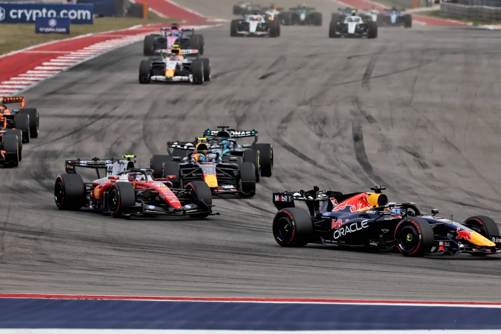 max-verstappen-asutin (1)