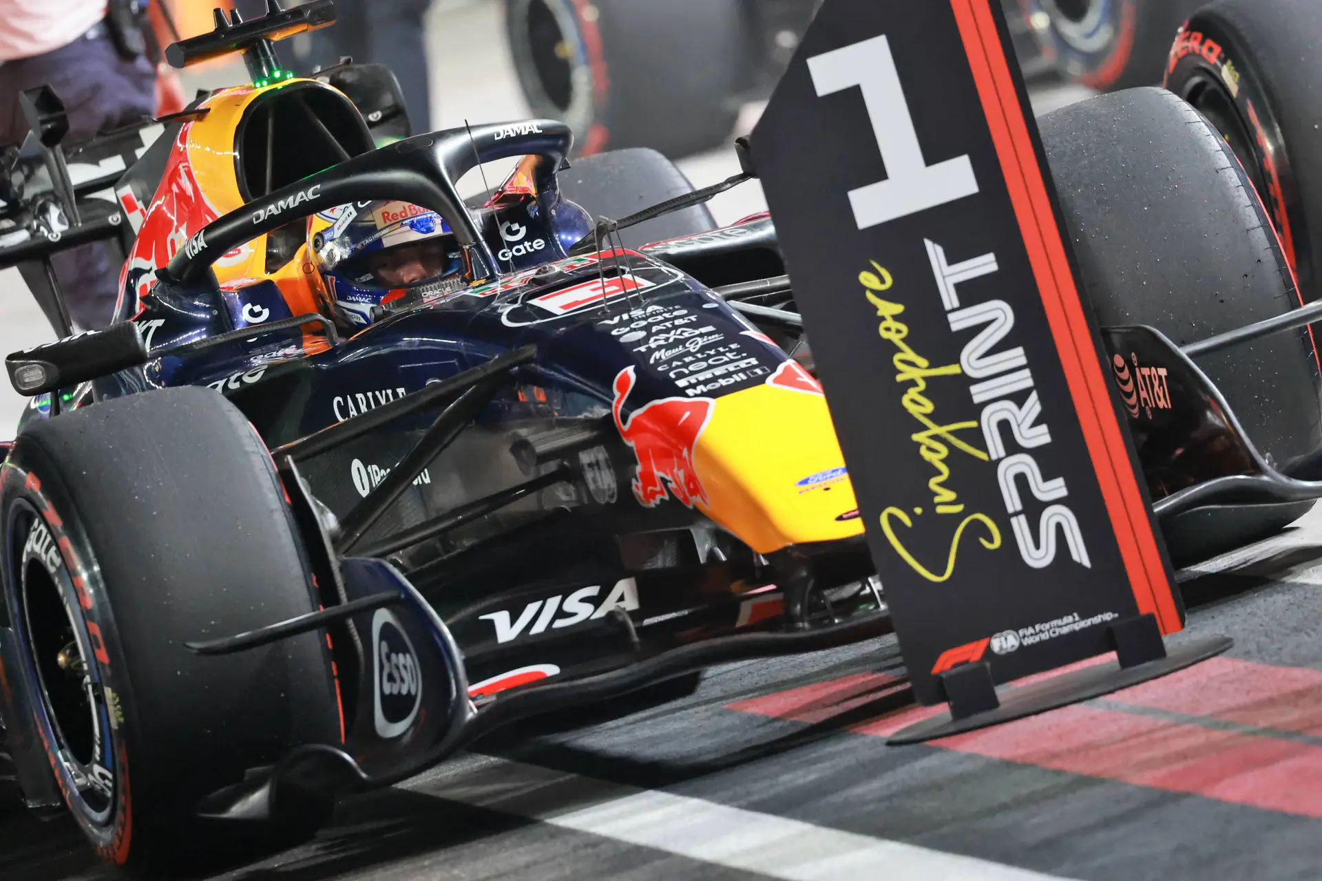 max-verstappen-sprint-pole-singapore