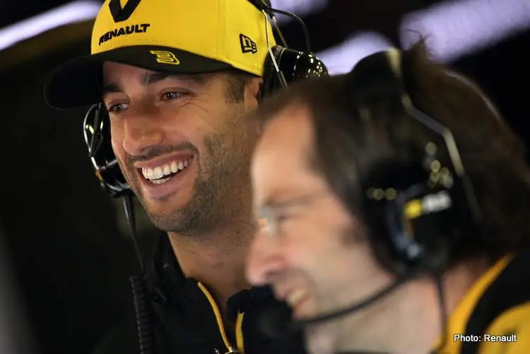 2019 f1 testing barcelona renault 20 feb 19 11 58 17 am