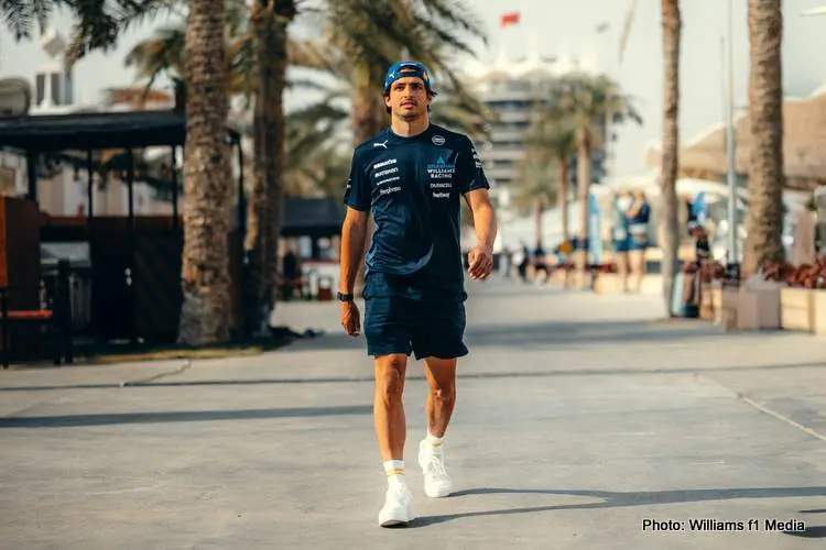sainz racer