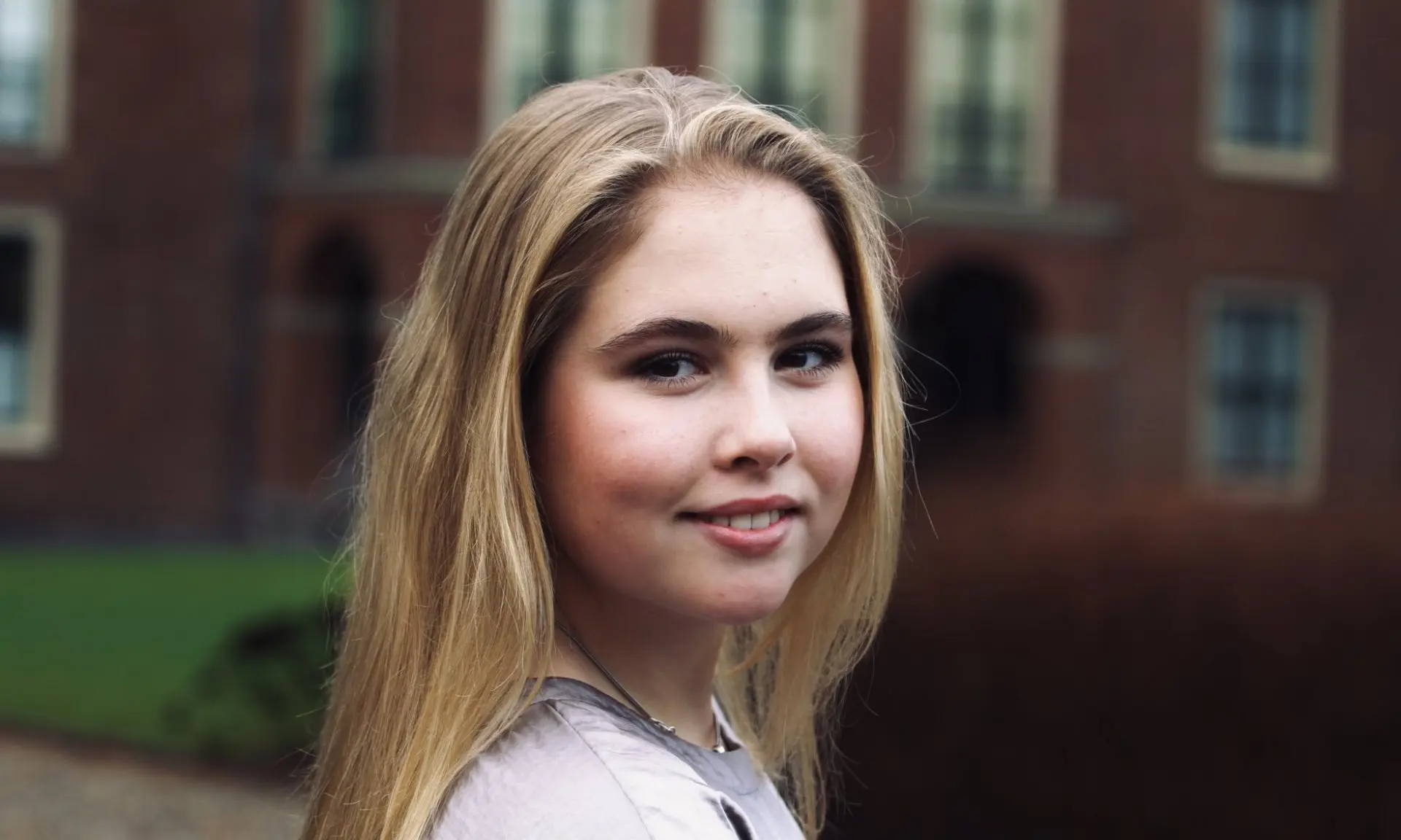 Zien: Foto's van prinses Amalia samen met haar vriendje uitgelekt