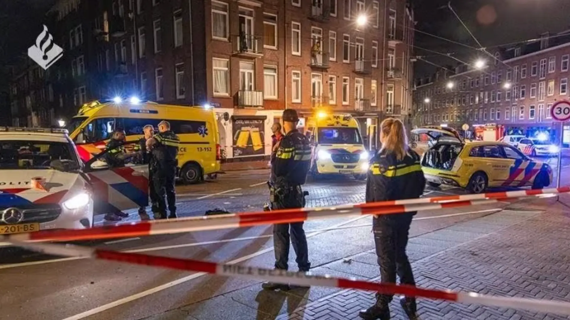 Fietser zwaargewond na aanrijding met vermoedelijk vluchtvoertuig inbrekers