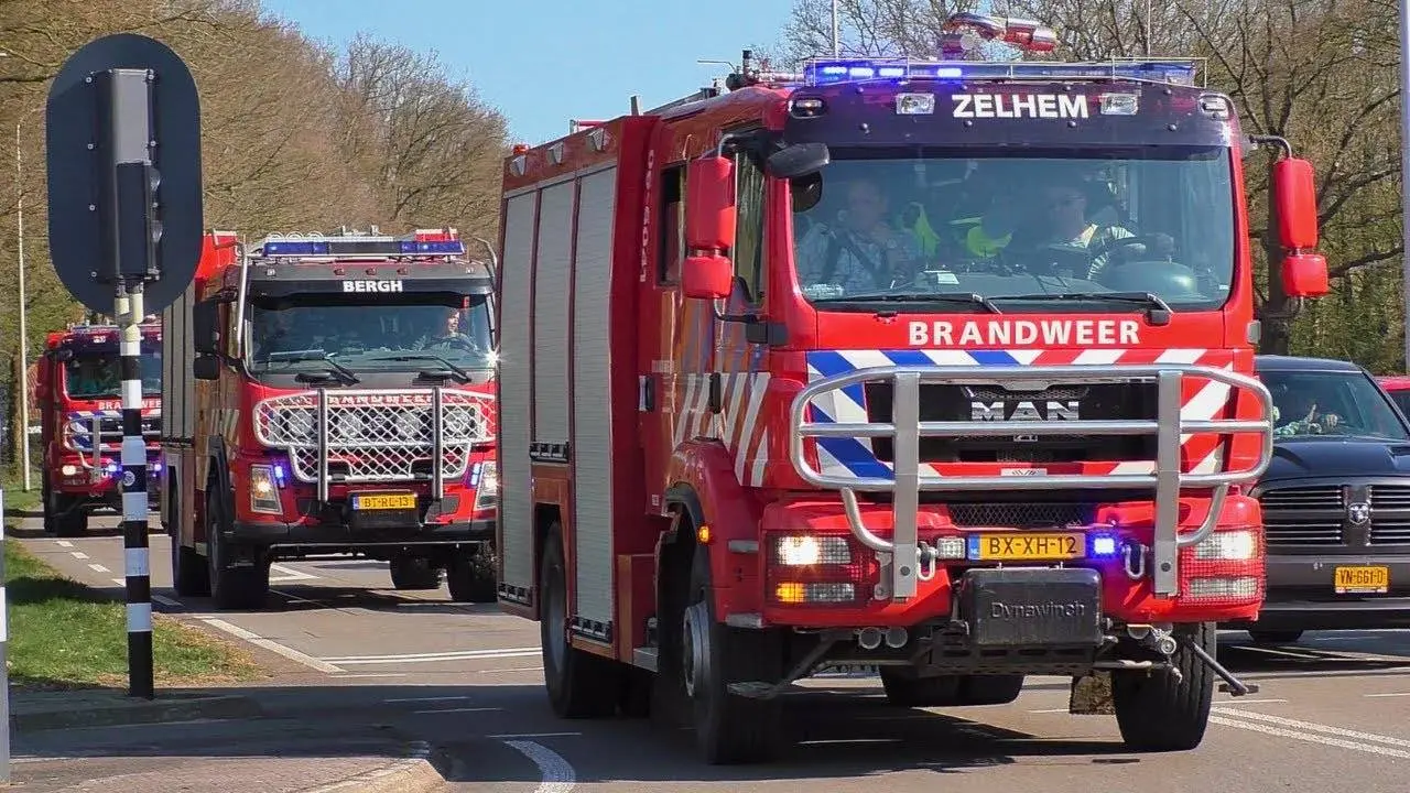 16-jarige jongen overleden bij woningbrand, moeder en broer vechten nog voor hun leven