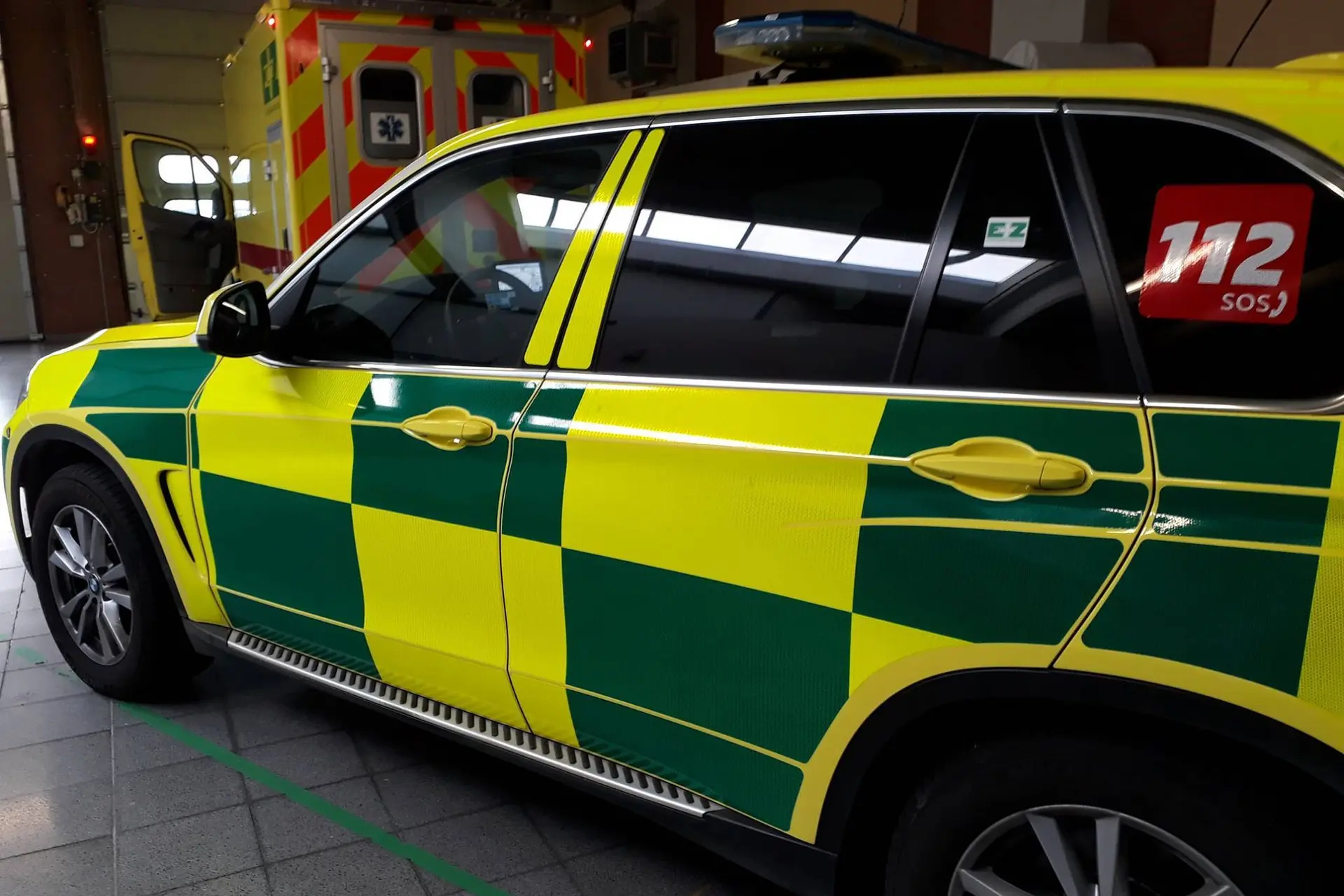 Peuter overleden nadat vader hem vergeet in snikhete auto
