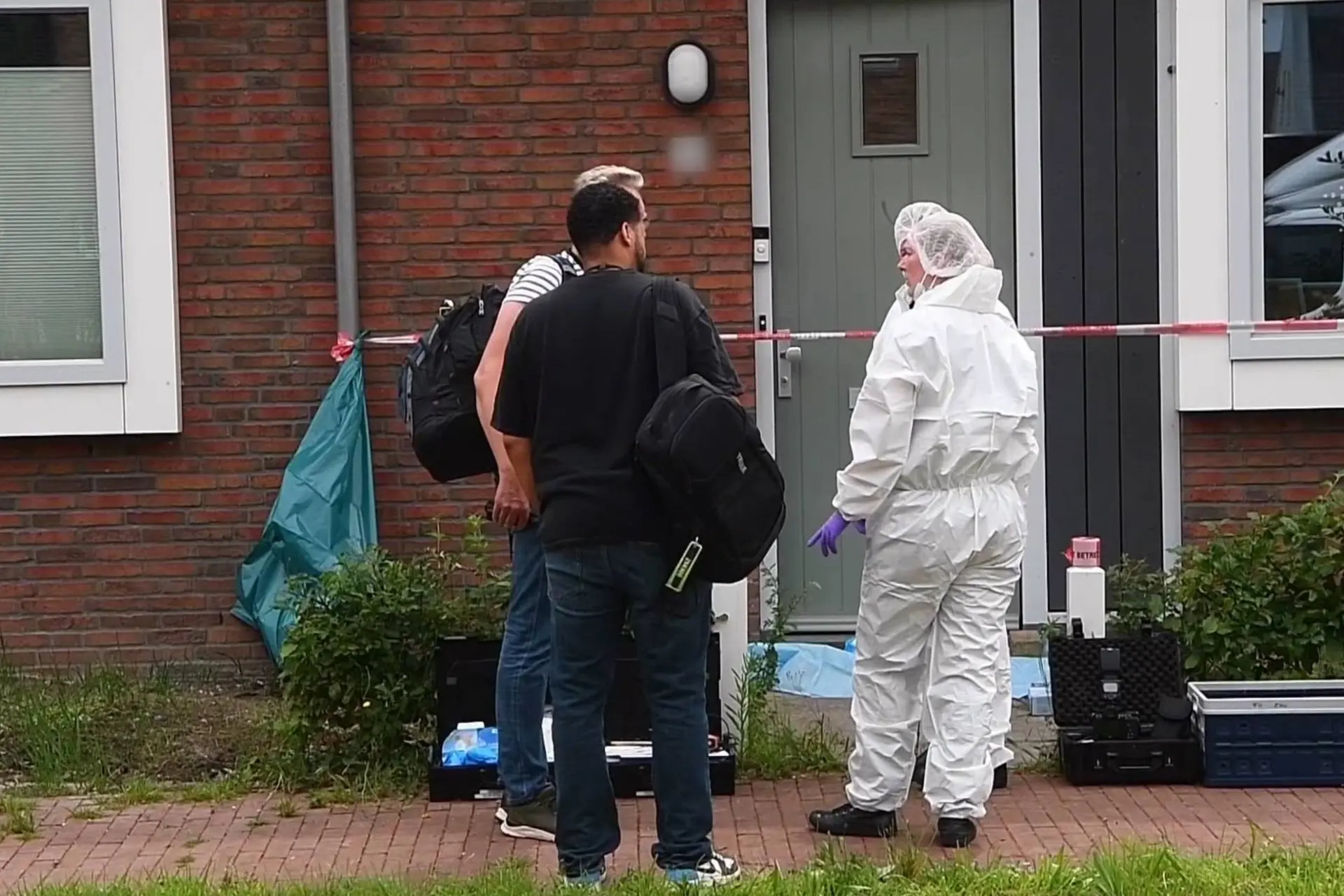 Dode vrouw onder verdachte omstandigheden in huis gevonden