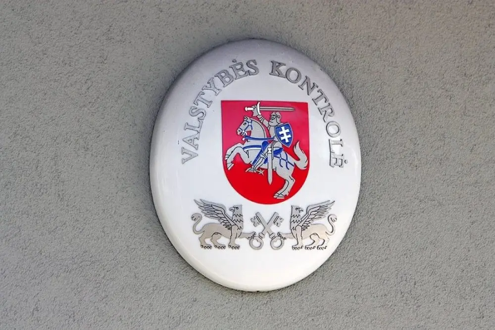 Valstybės kontrolė 01