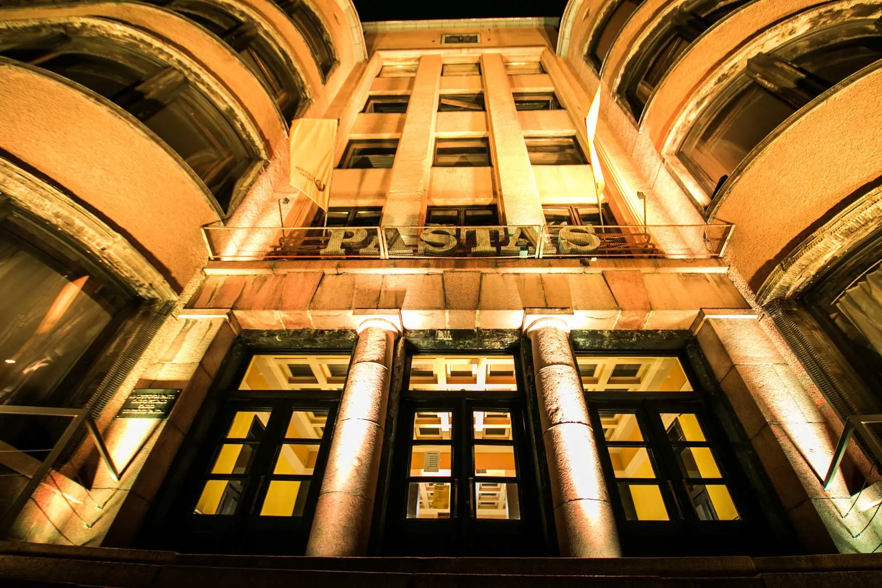 Spalvotas centrinis paštas