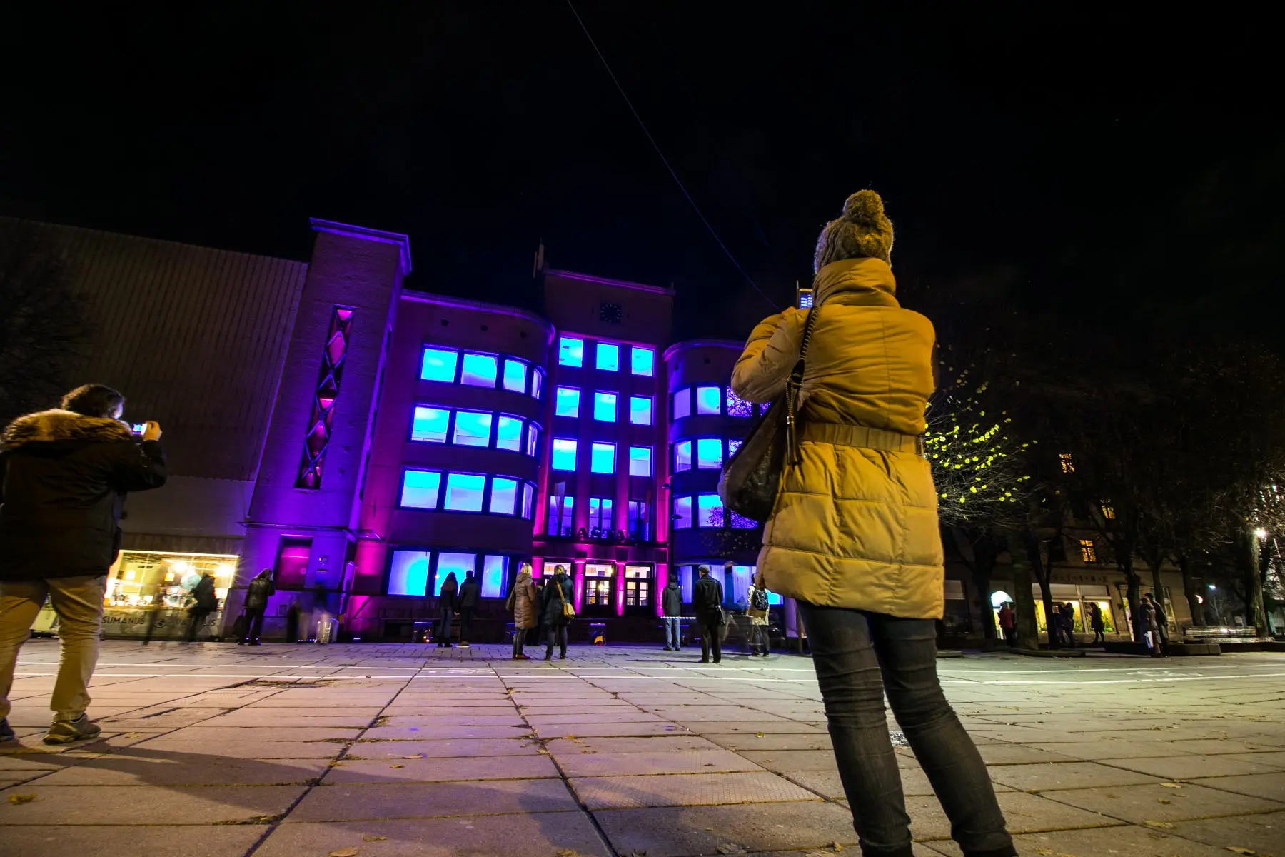 Spalvotas centrinis paštas