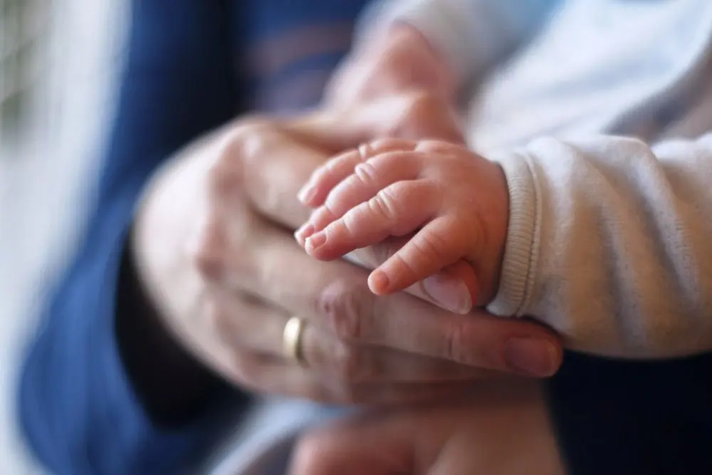 Daugiau detalių apie paliktą naujagimę: šalia – ir keistas radinys