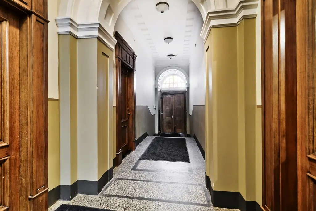 Būstas Rotušės aikštėje